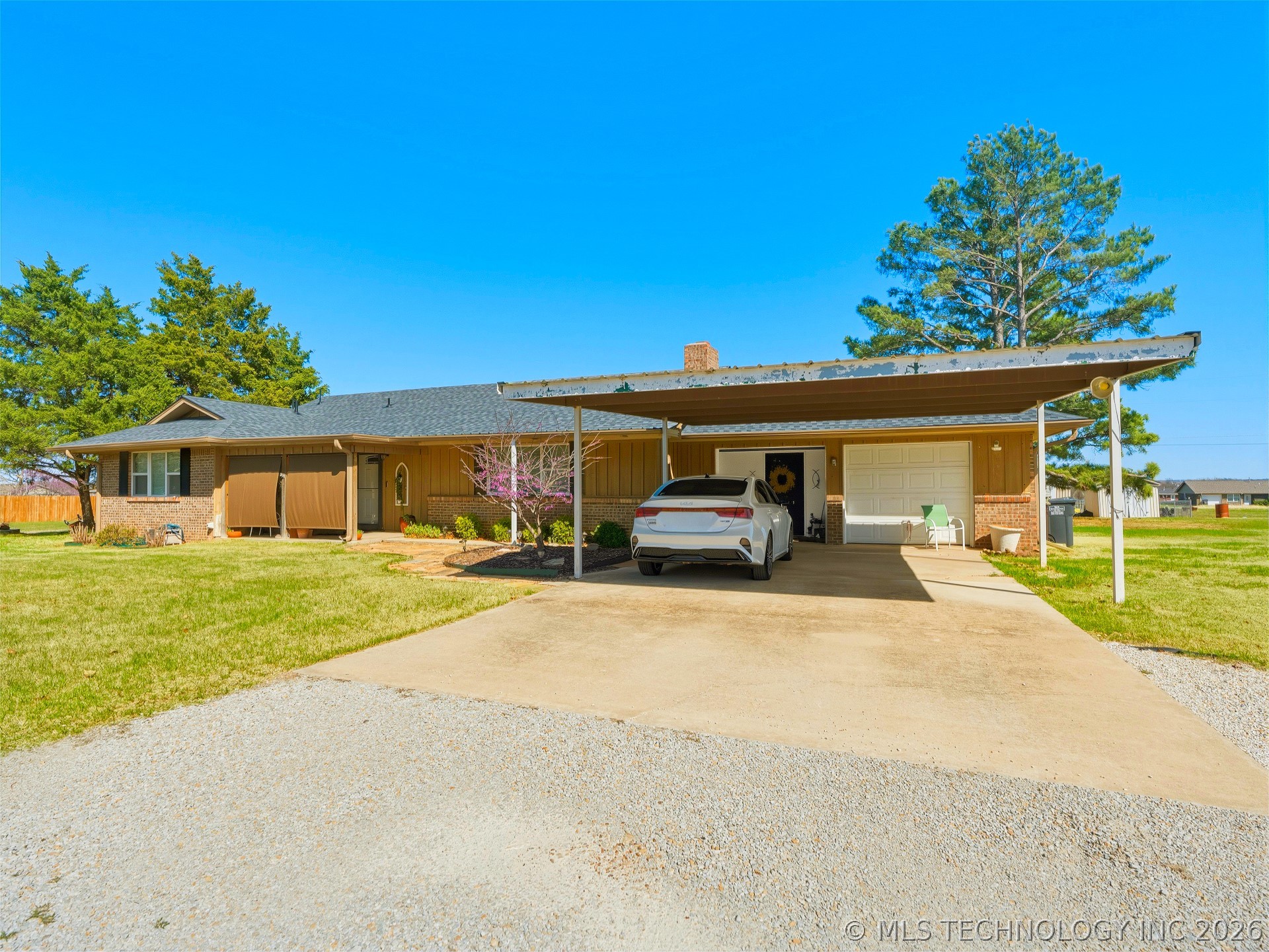 14440 County Road 3490 Property Photo 2