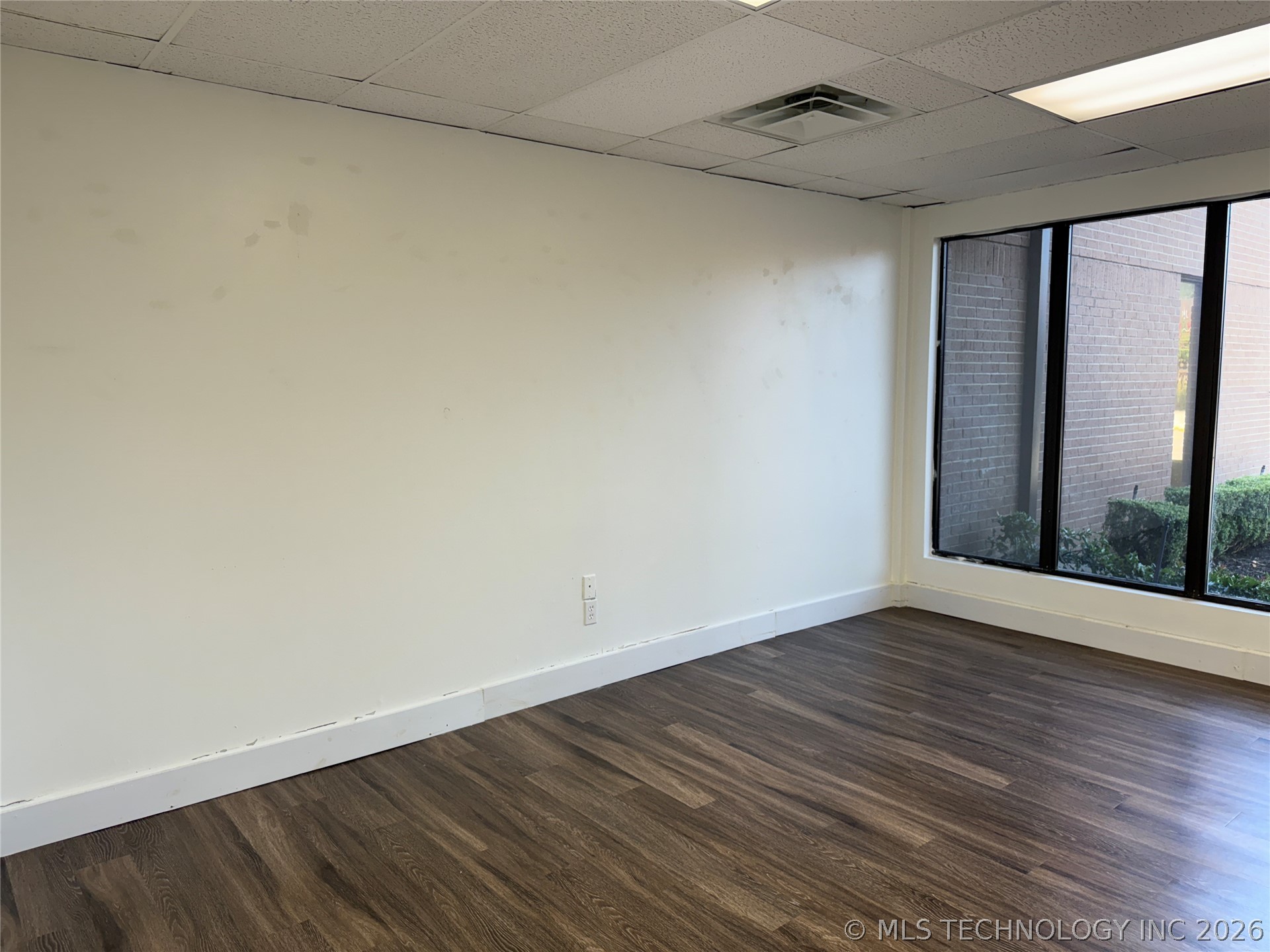 4625 Harvard Avenue A Property Photo 3