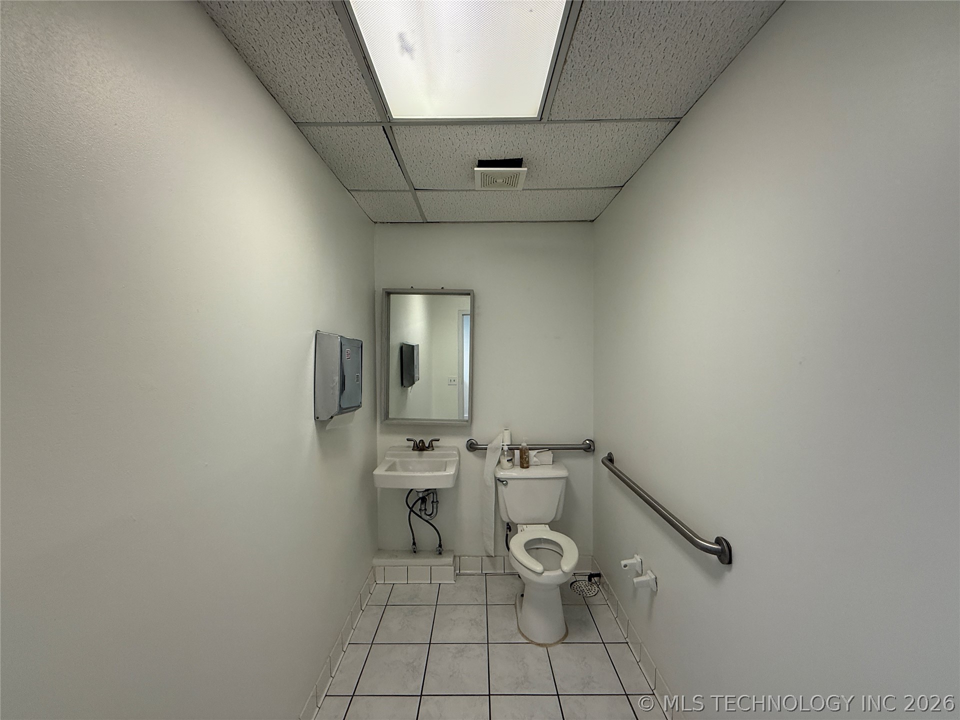 4625 Harvard Avenue A Property Photo 7