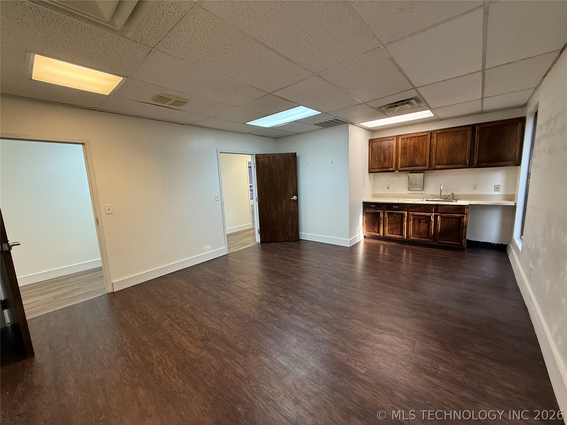 4625 Harvard Avenue A Property Photo 9