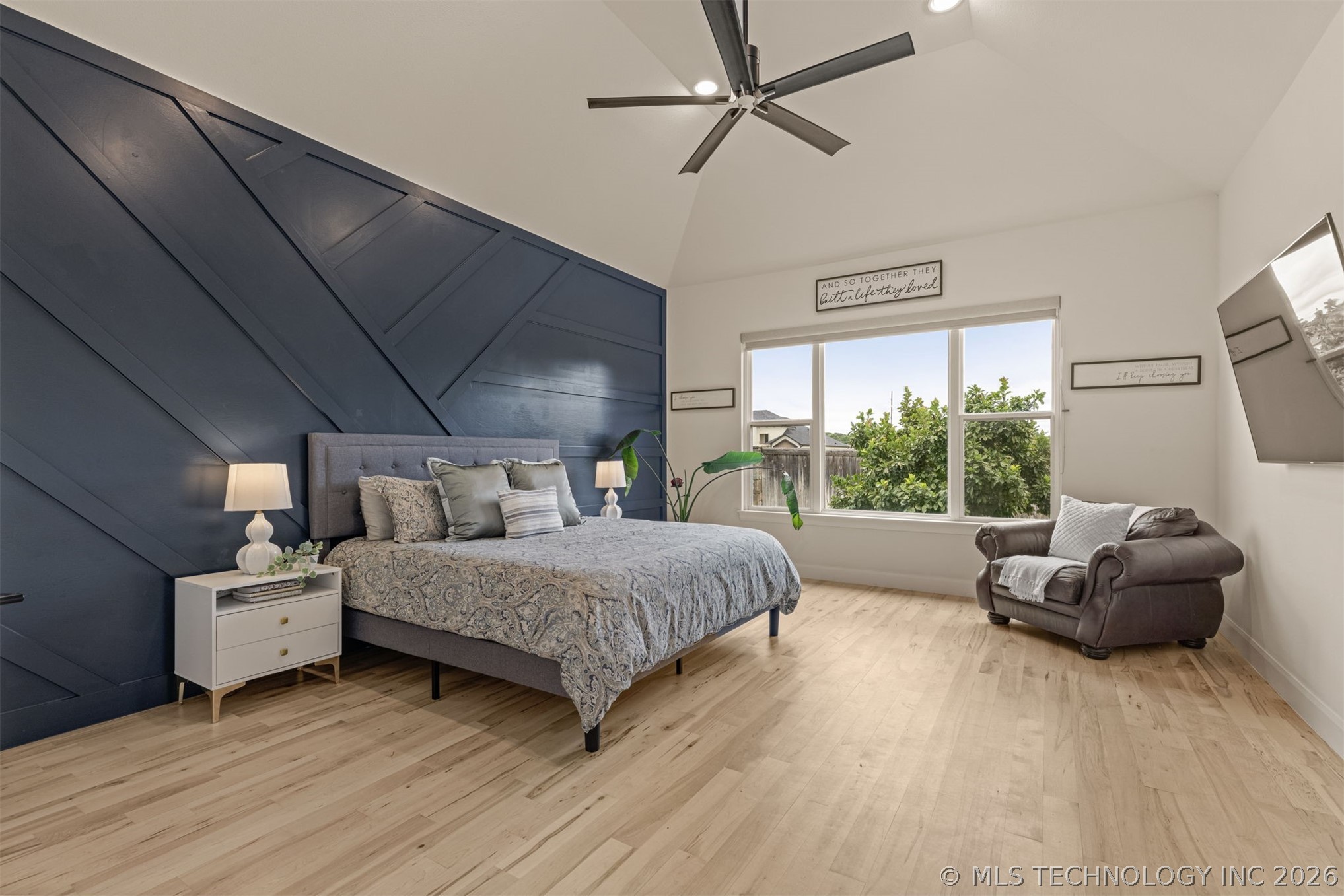 12031 S Urbana Avenue Property Photo 26