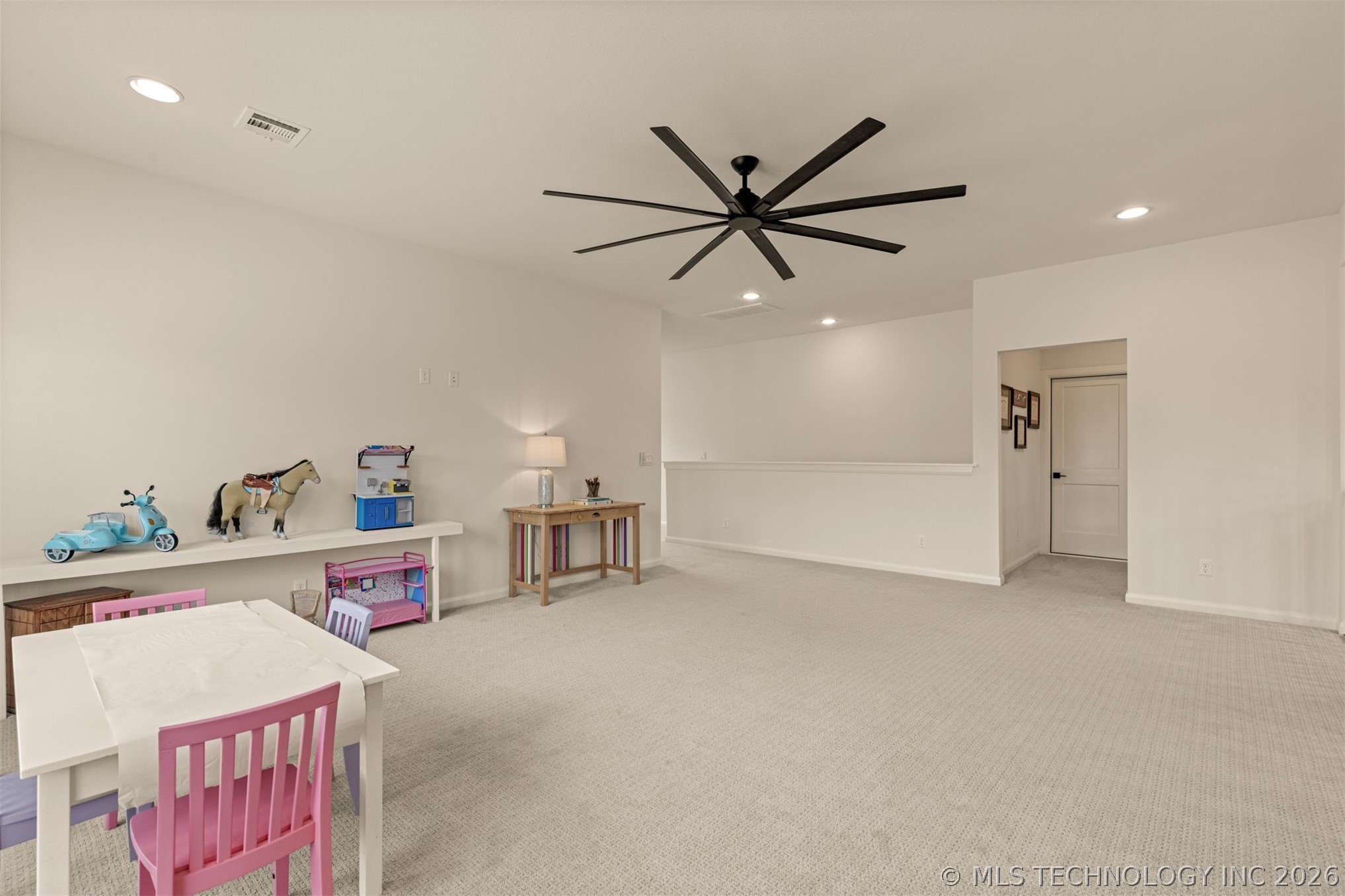 12031 S Urbana Avenue Property Photo 52