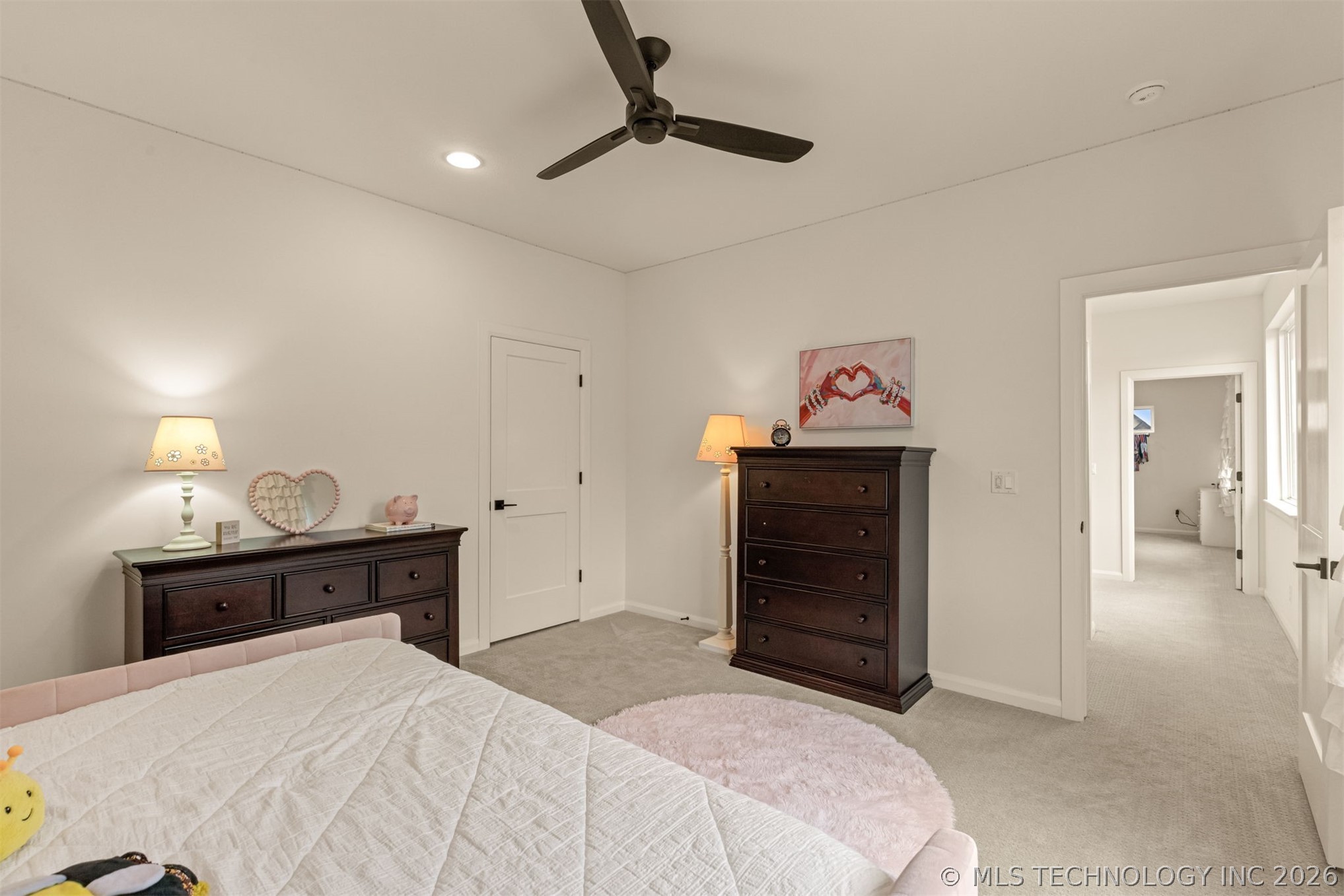 12031 S Urbana Avenue Property Photo 57