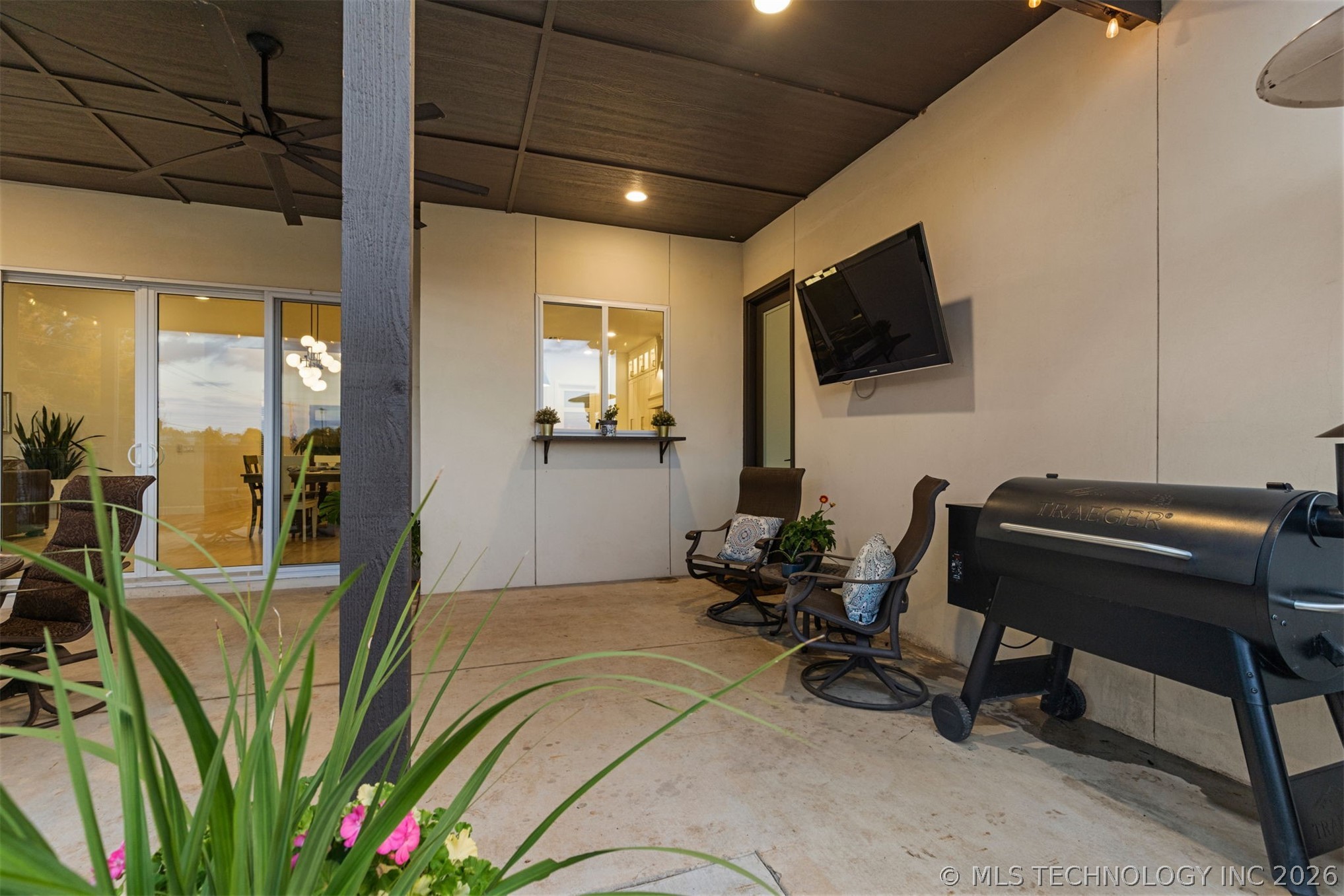 12031 S Urbana Avenue Property Photo 64