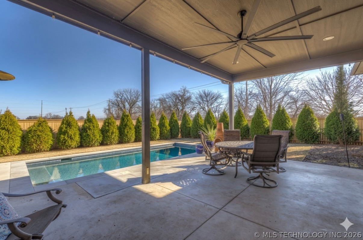 12031 S Urbana Avenue Property Photo 69