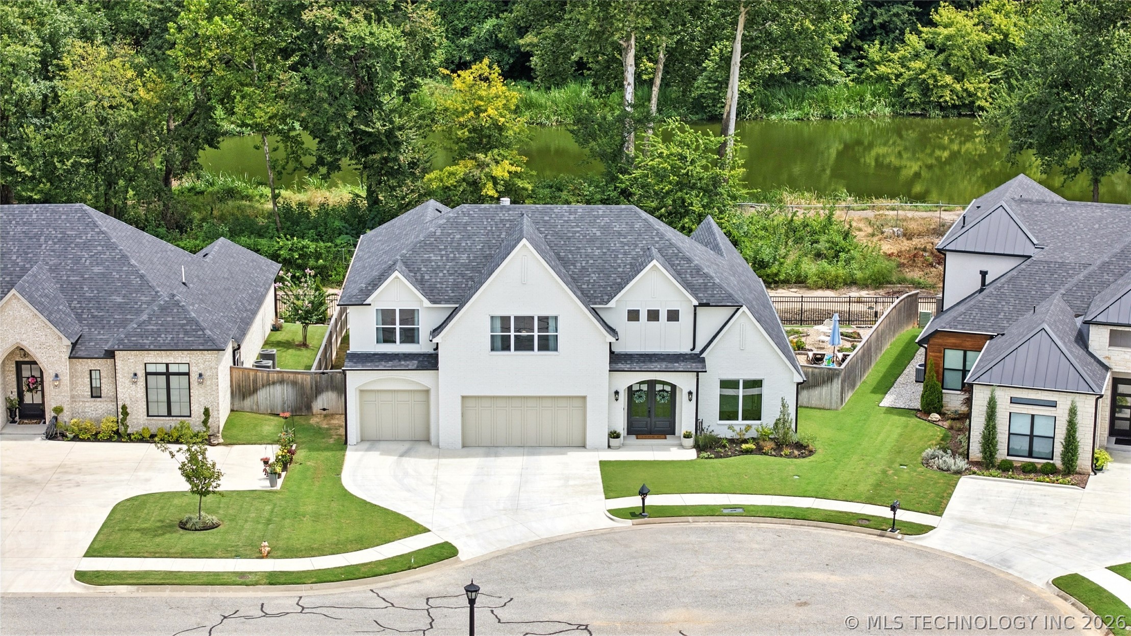 10339 Gary Place Property Photo 3