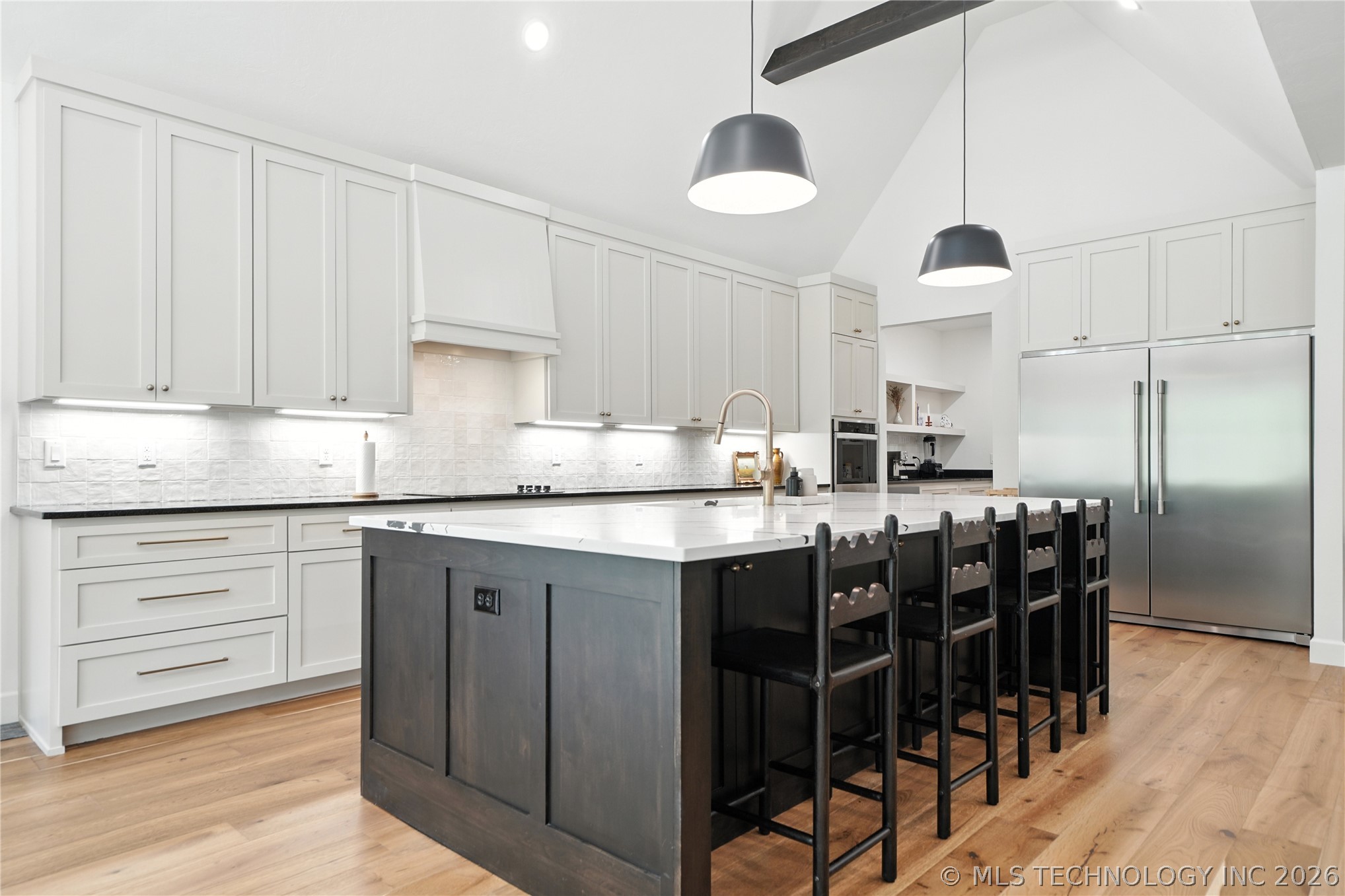 10339 Gary Place Property Photo 5