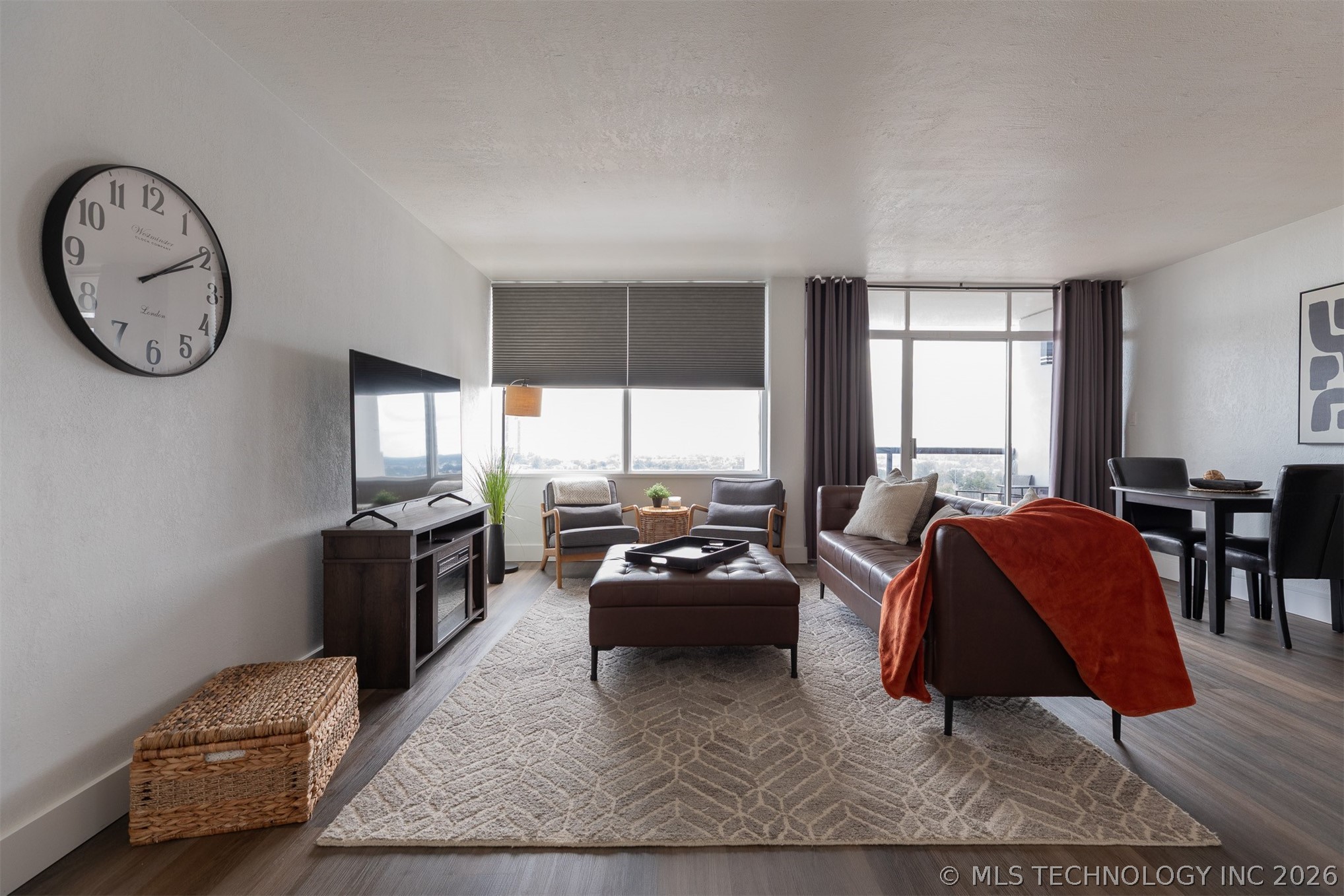 410 W 7th Street 1622 Property Photo 12