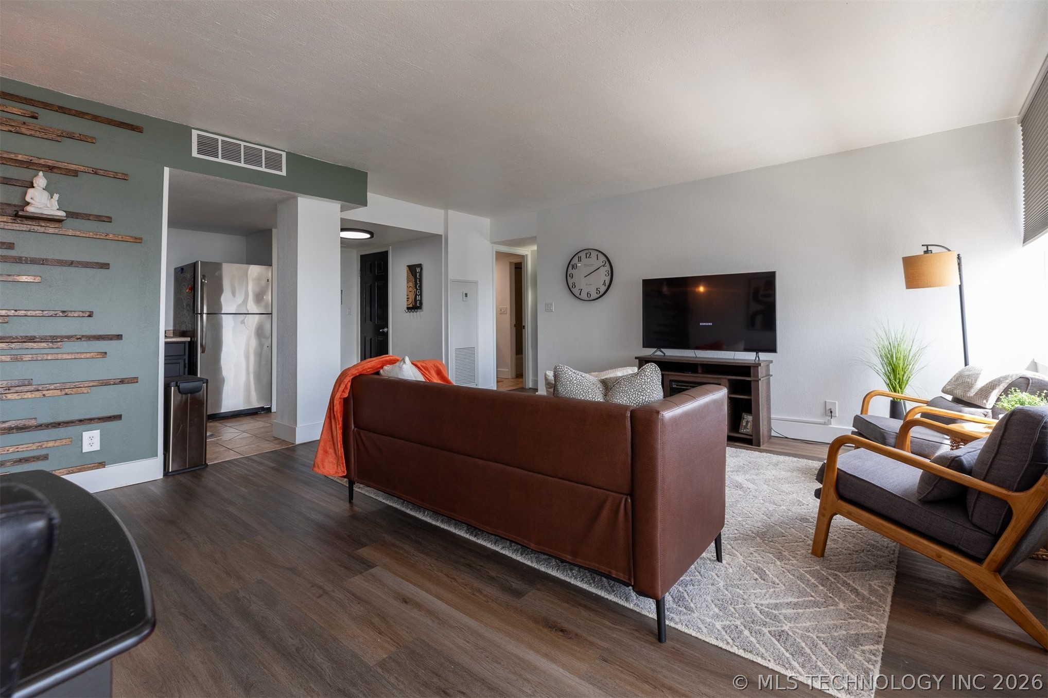 410 W 7th Street 1622 Property Photo 14