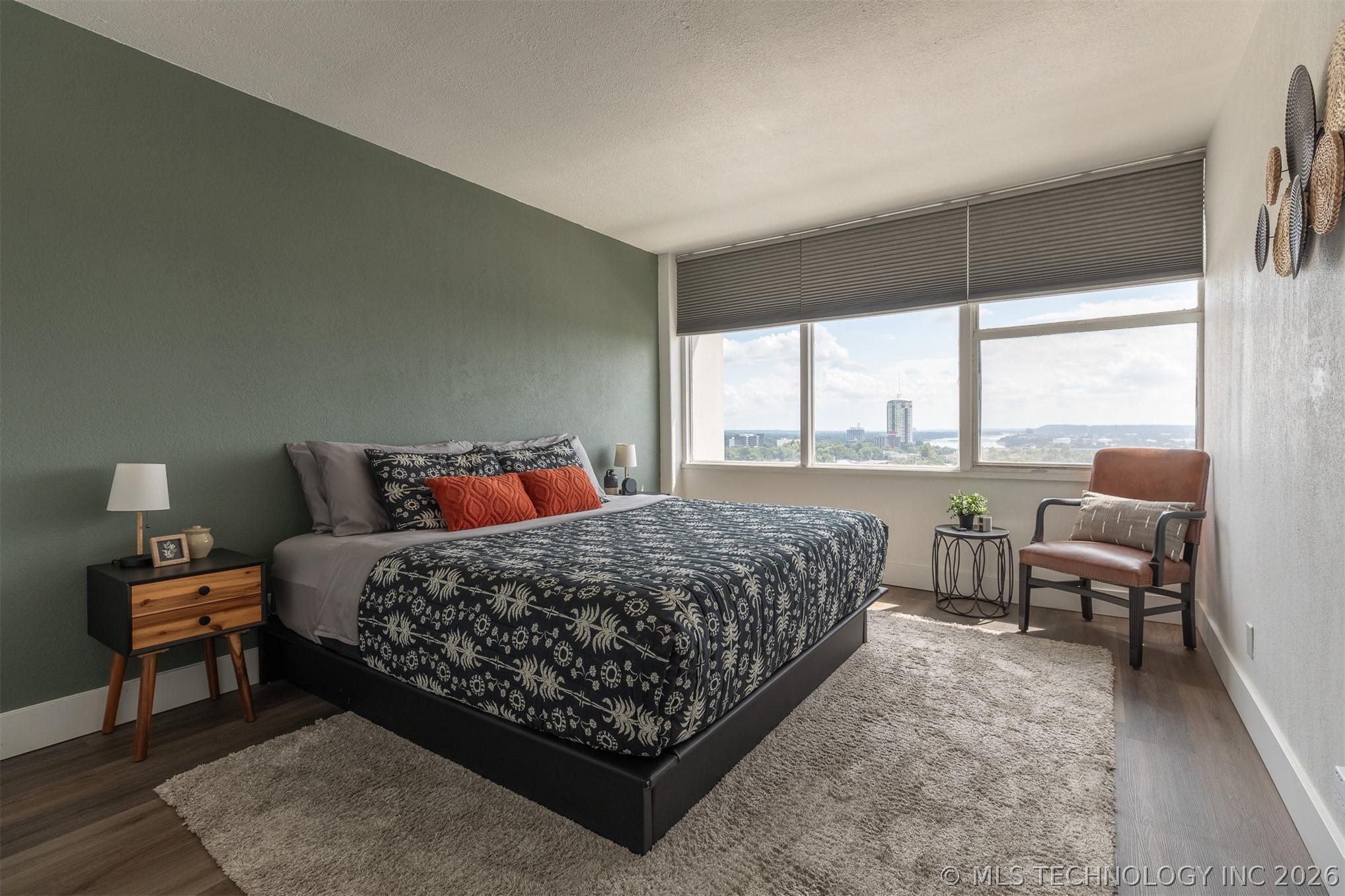 410 W 7th Street 1622 Property Photo 20