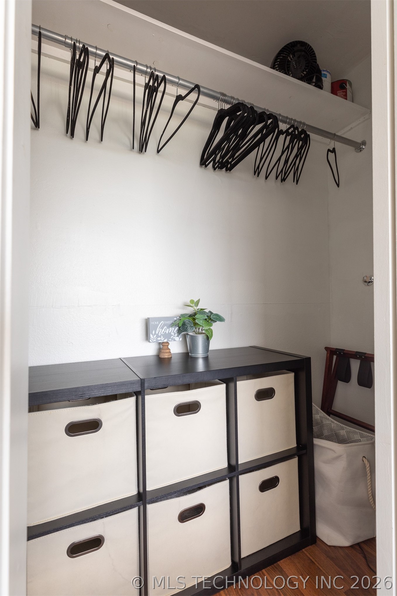 410 W 7th Street 1622 Property Photo 23