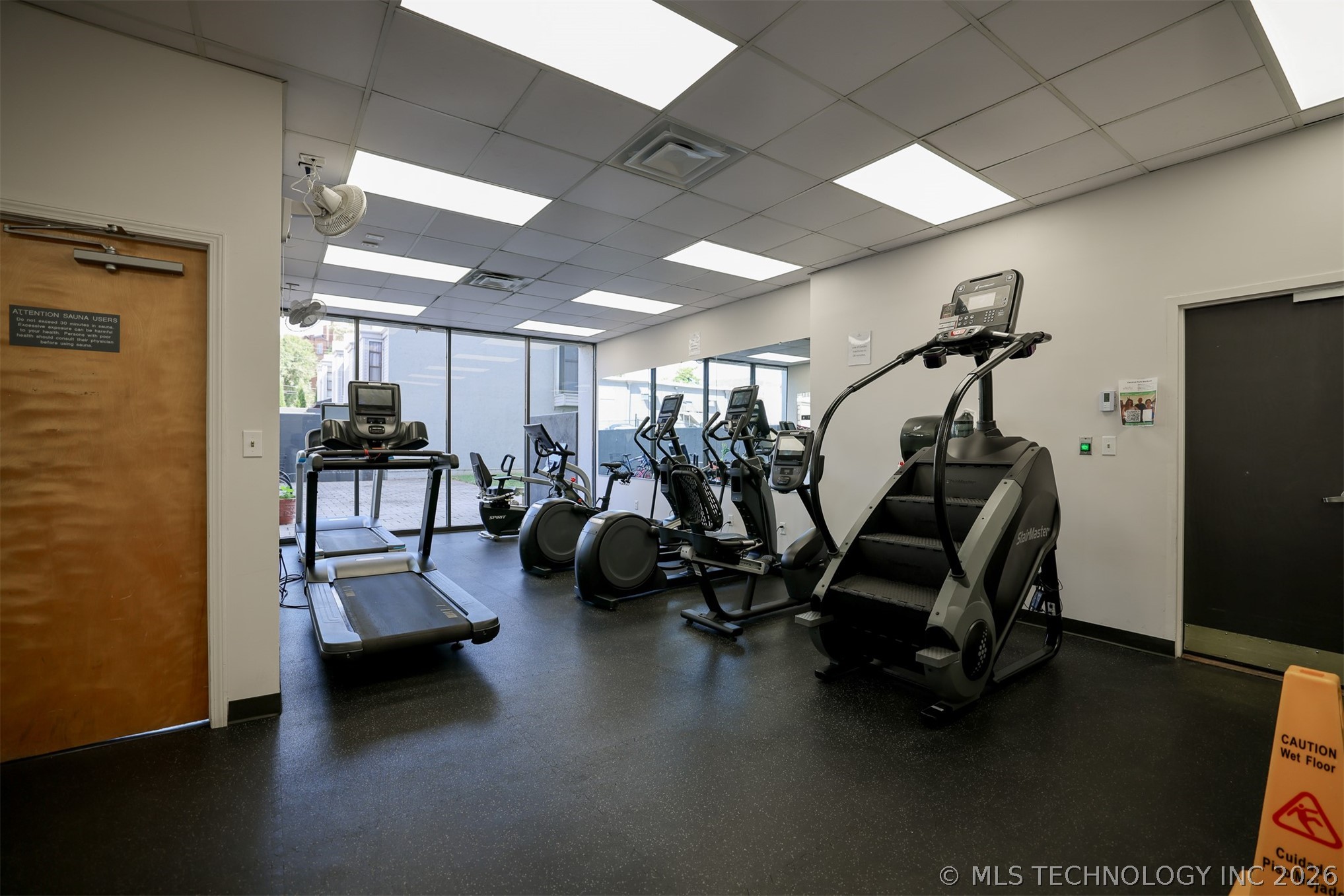 410 W 7th Street 1622 Property Photo 42