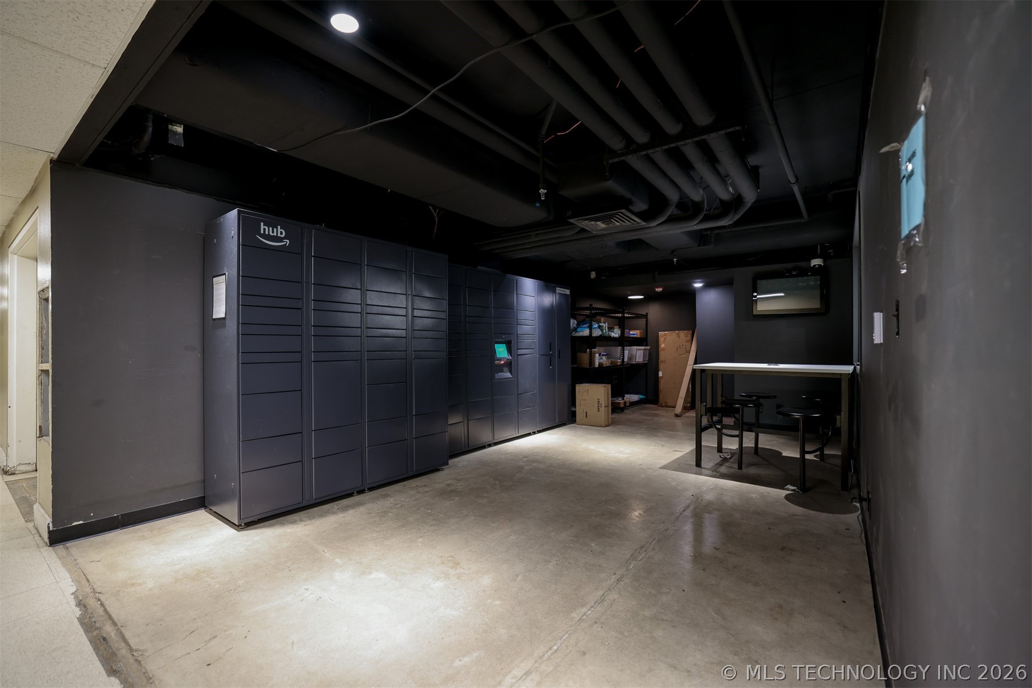 410 W 7th Street 1622 Property Photo 48