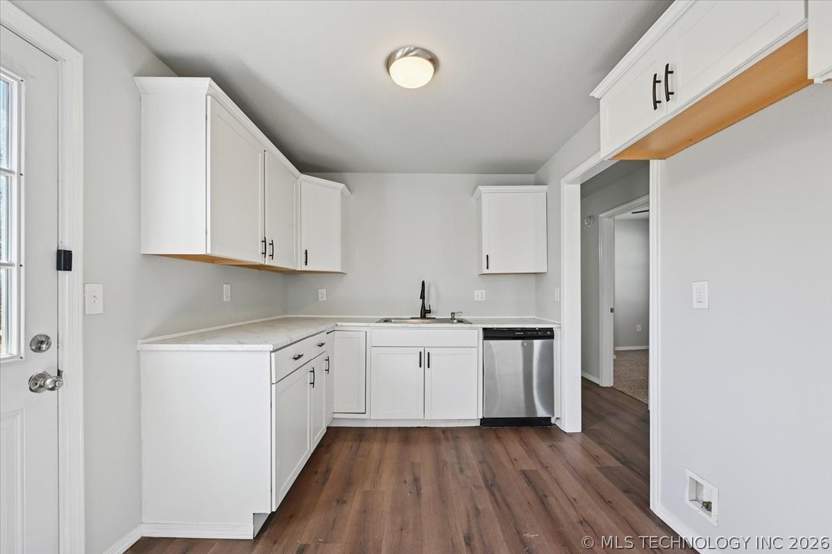 3626 W Admiral Boulevard Property Photo 10