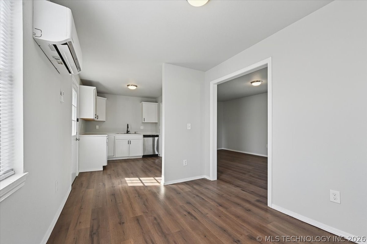 3626 W Admiral Boulevard Property Photo 13