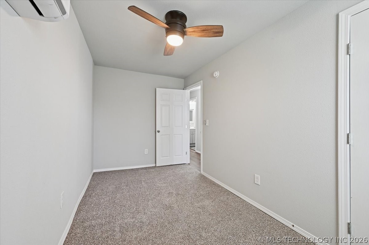 3626 W Admiral Boulevard Property Photo 15