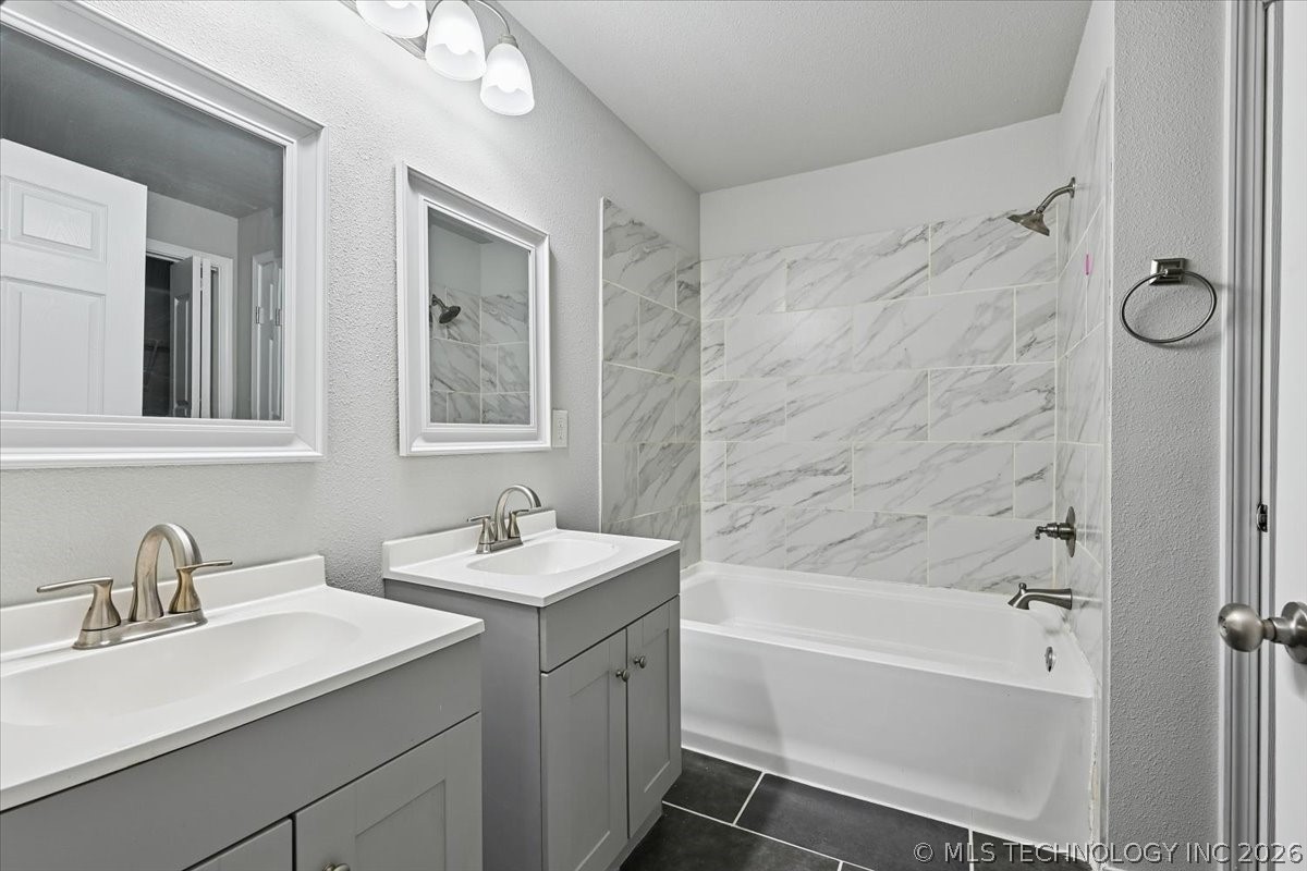 3626 W Admiral Boulevard Property Photo 16