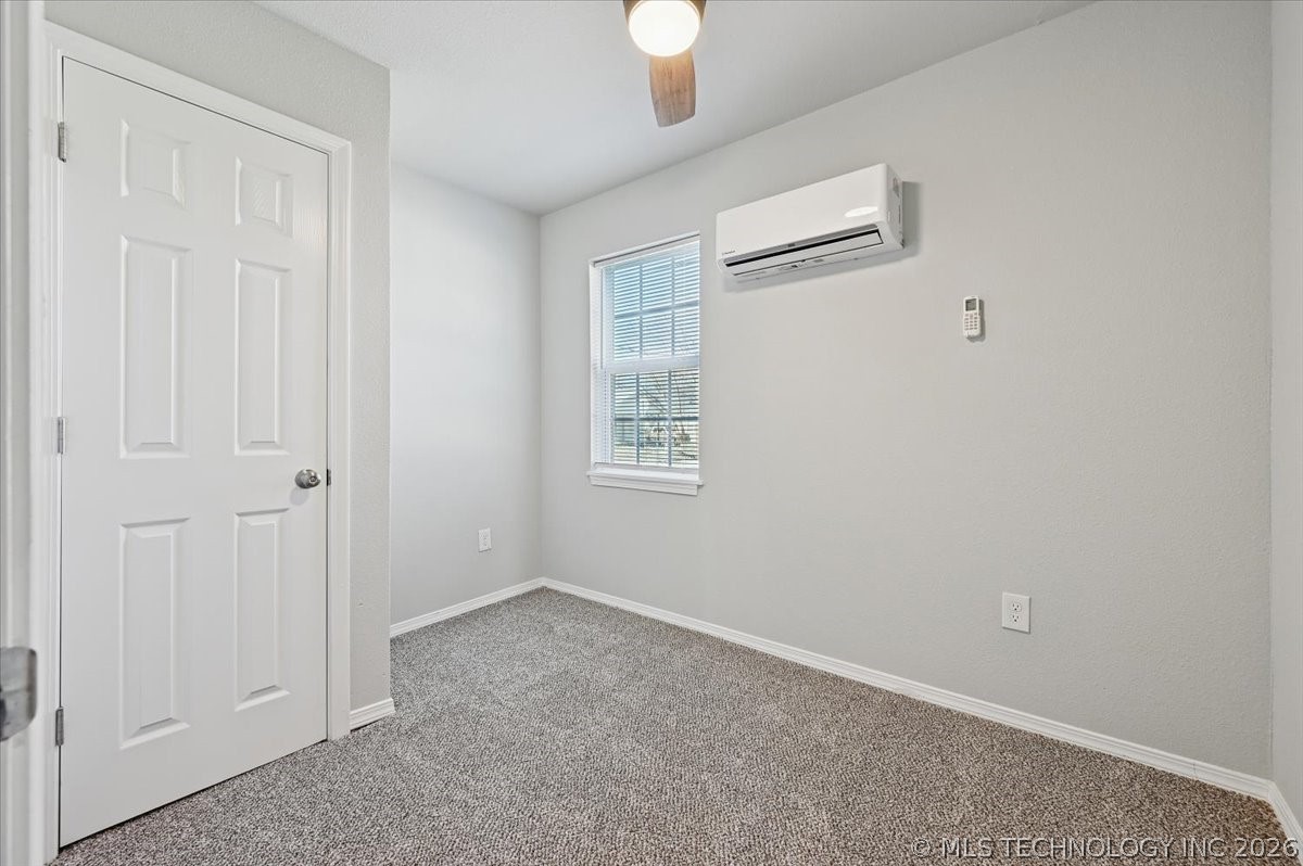 3626 W Admiral Boulevard Property Photo 17