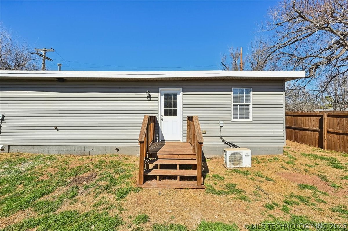 3626 W Admiral Boulevard Property Photo 22