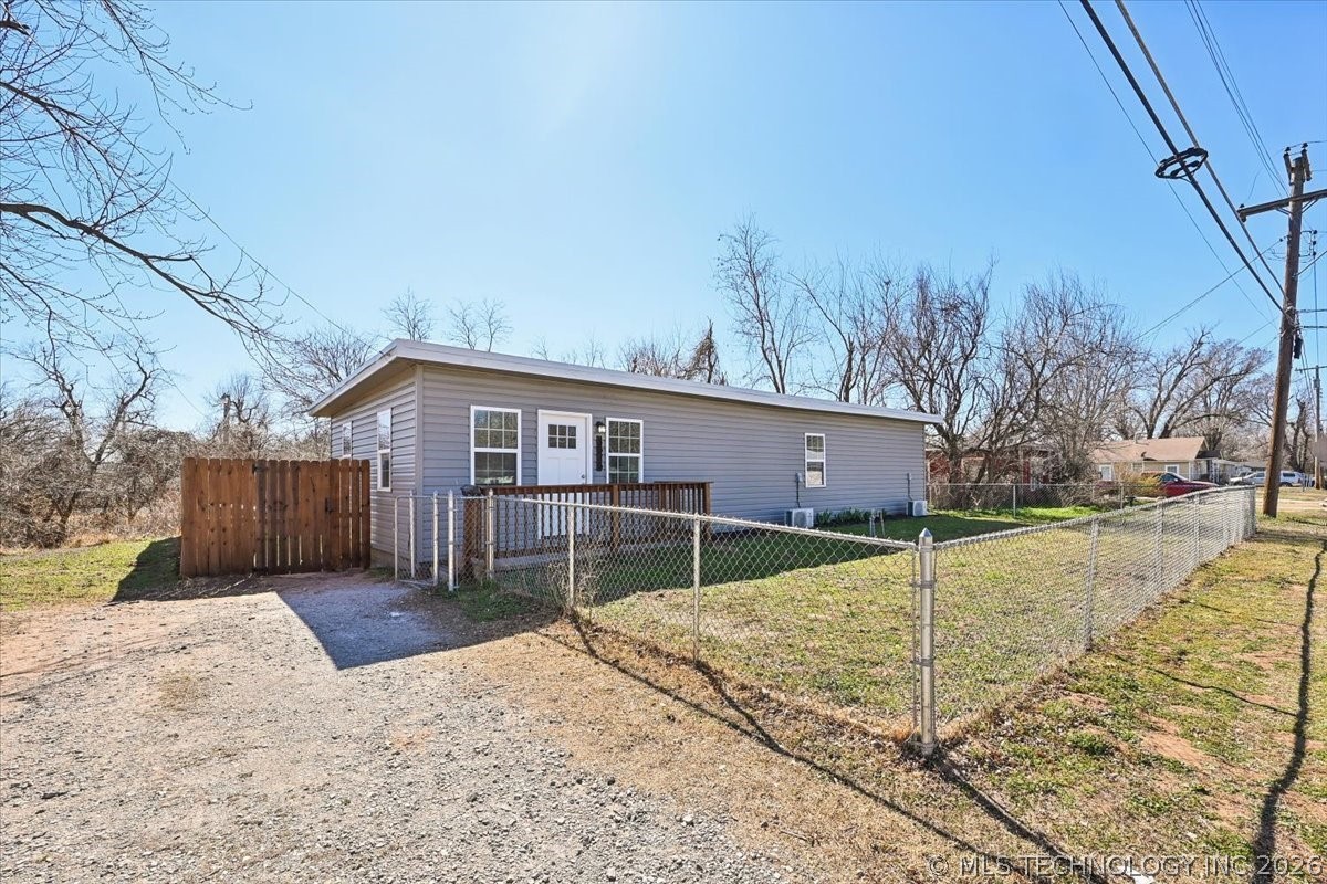 3626 W Admiral Boulevard Property Photo 26