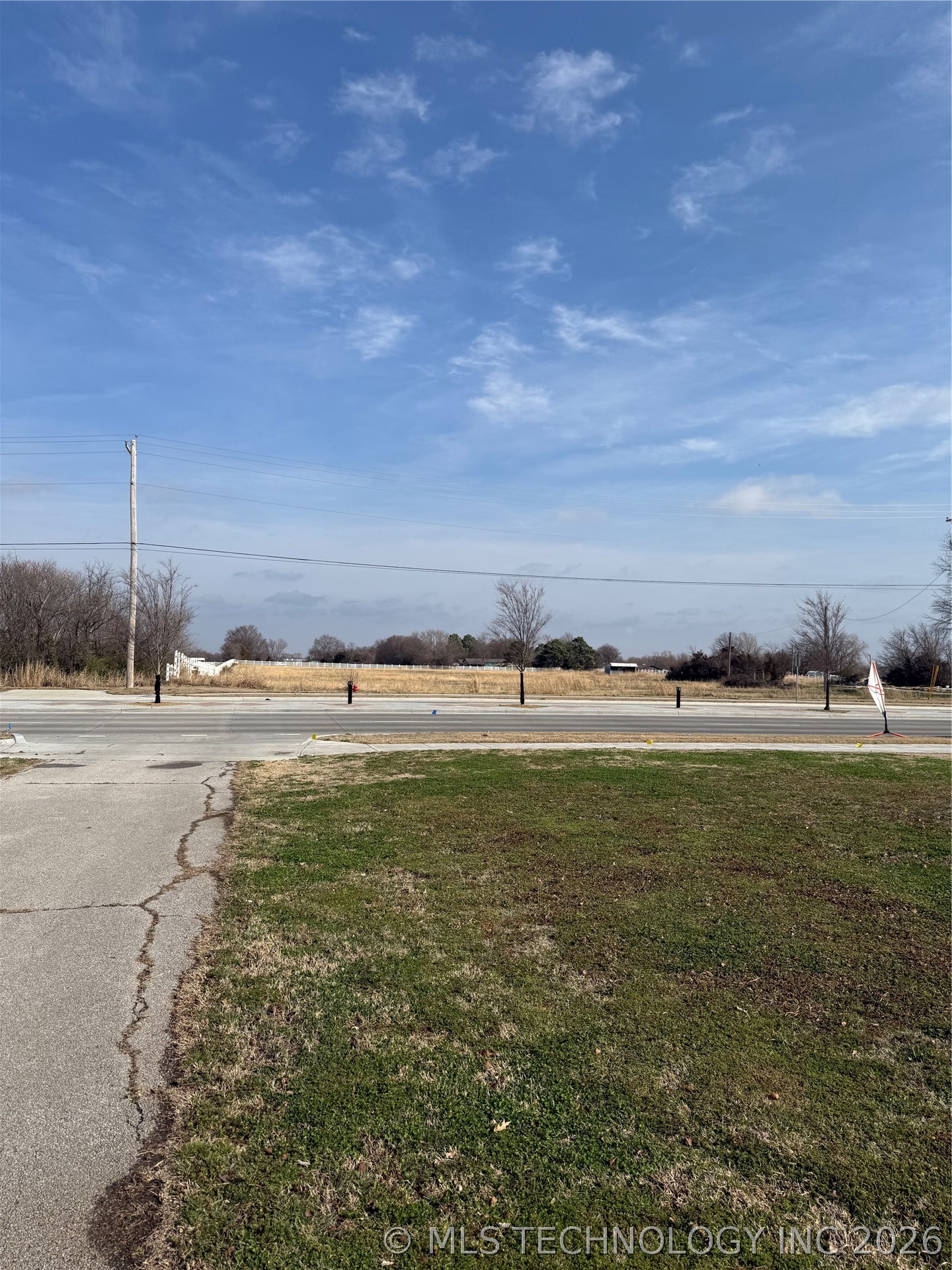 2607201 Property Photo 4