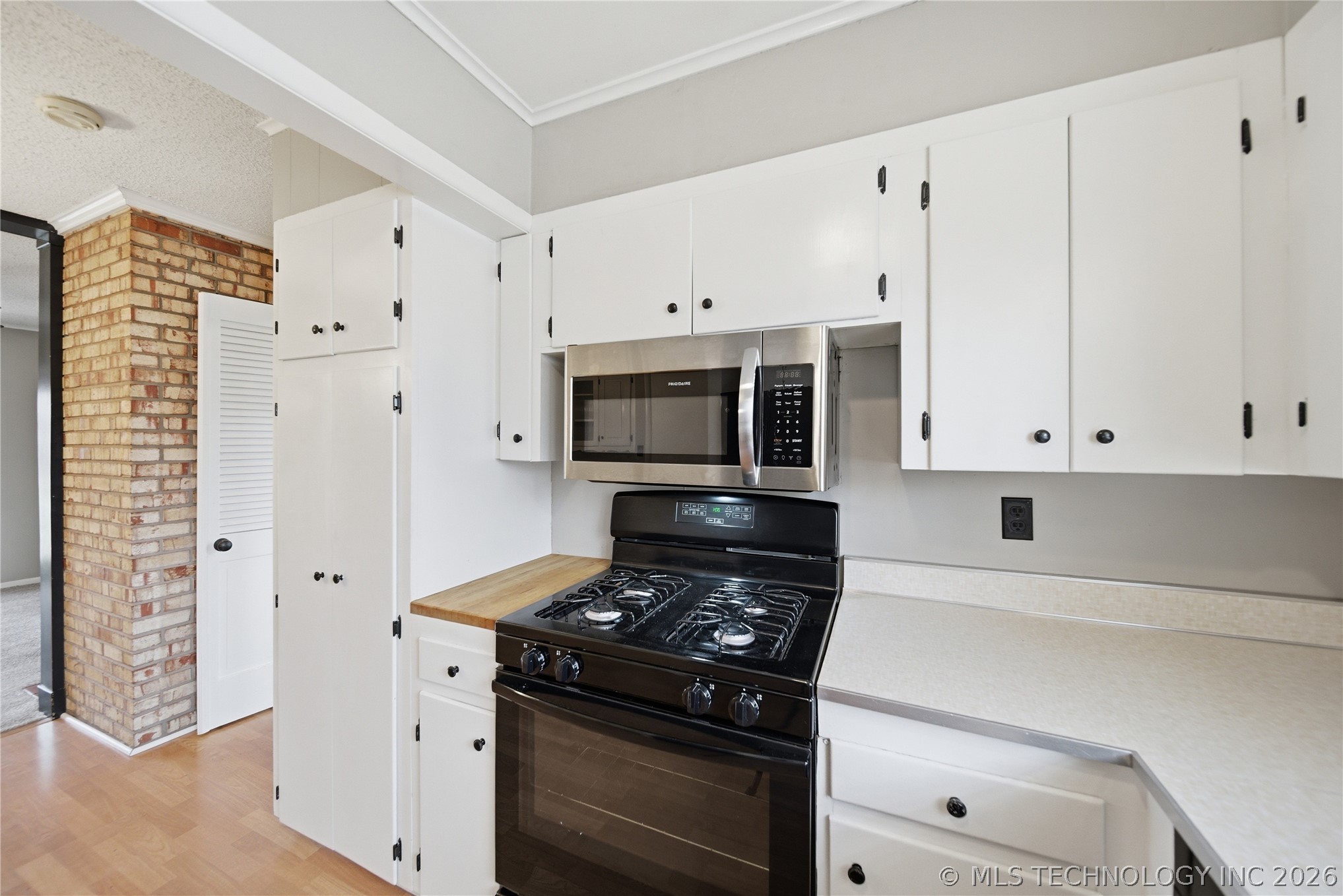 5633 S Yorktown Place Property Photo 12