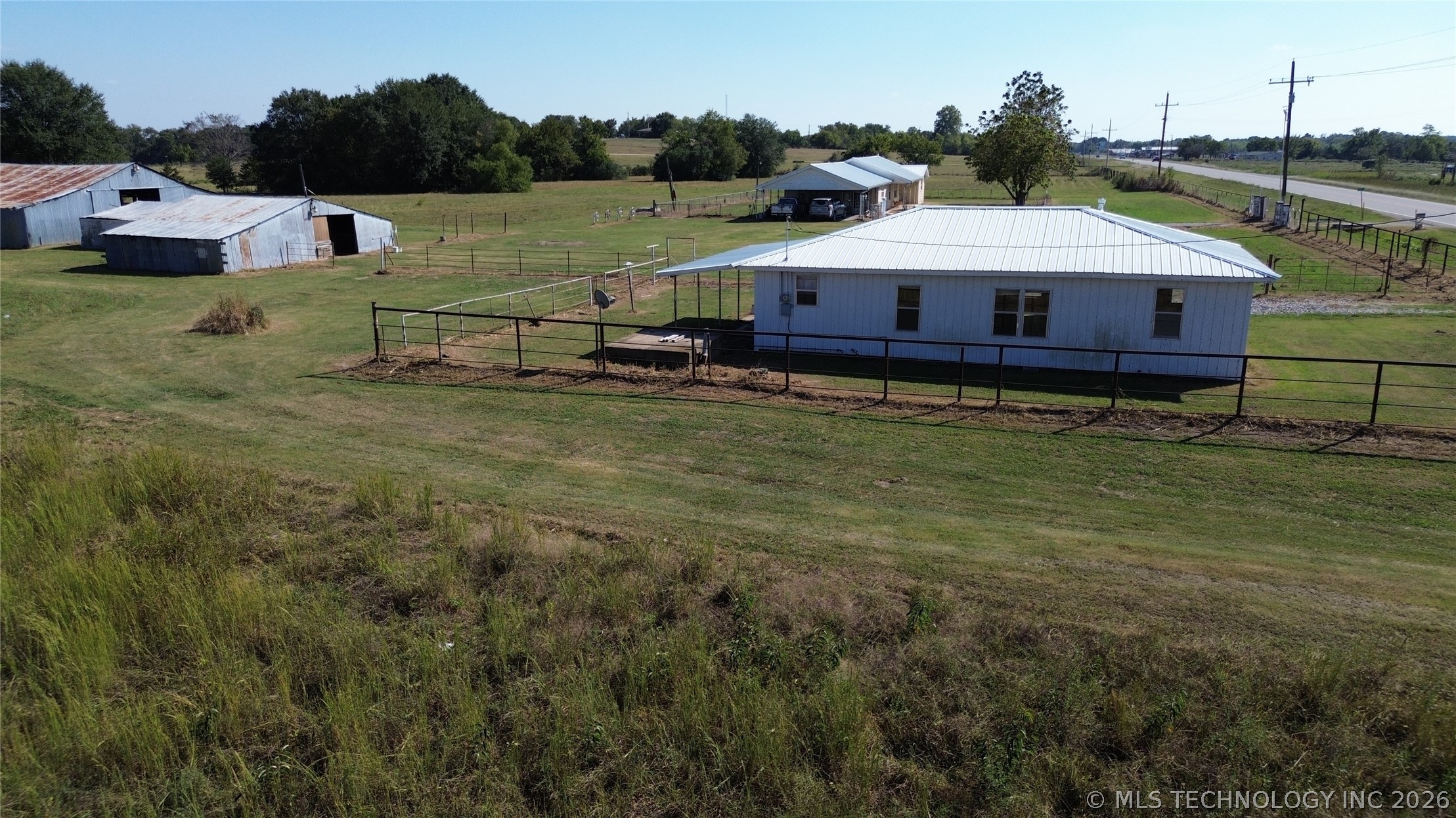 17244 Lake Highway Property Photo 7