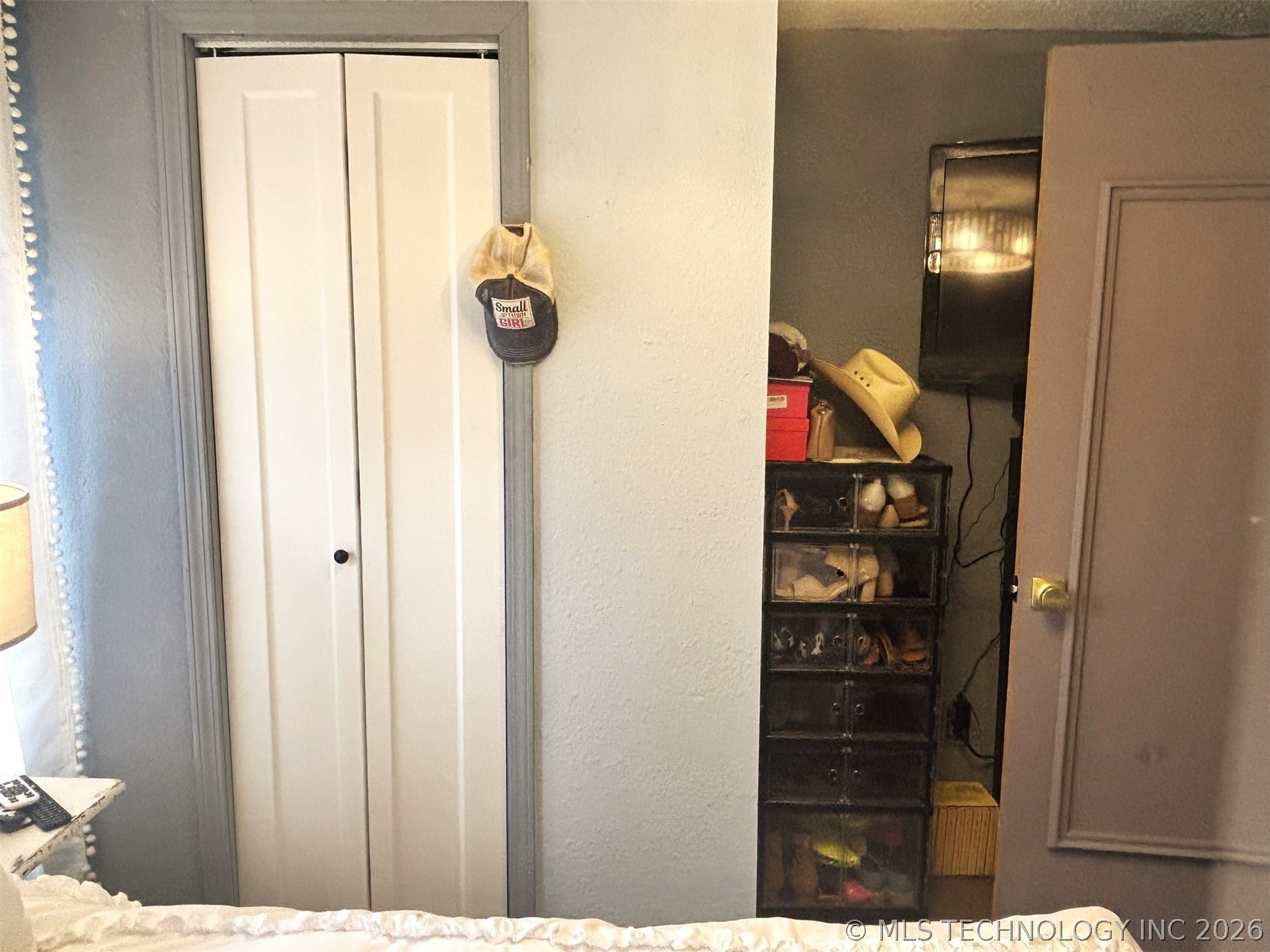 423334 E 1020 Property Photo 18
