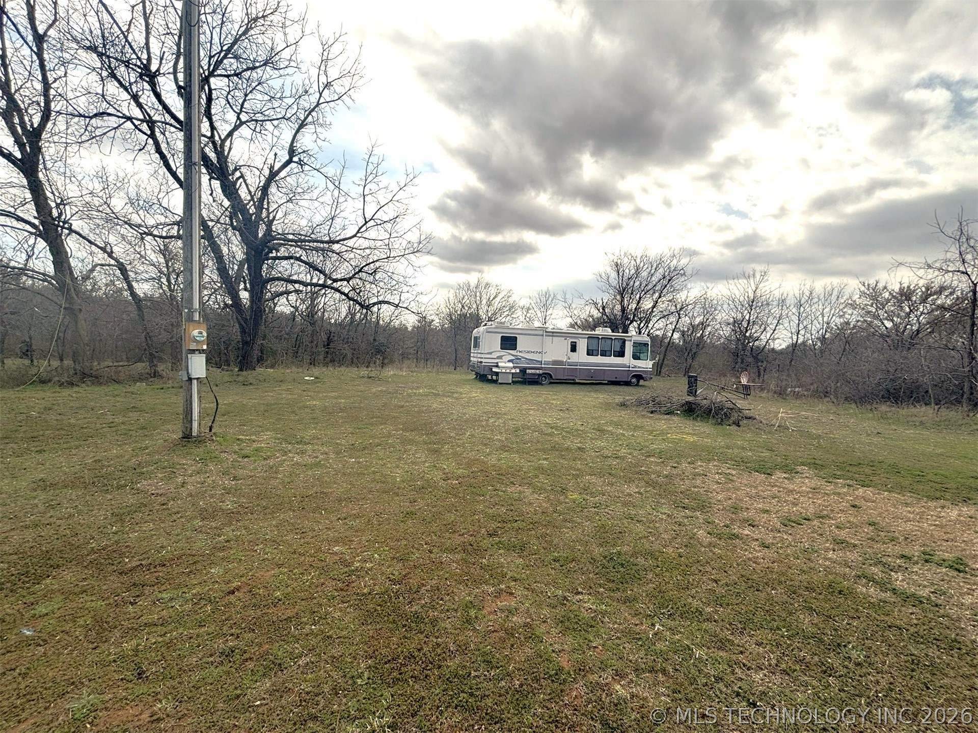 423334 E 1020 Property Photo 48