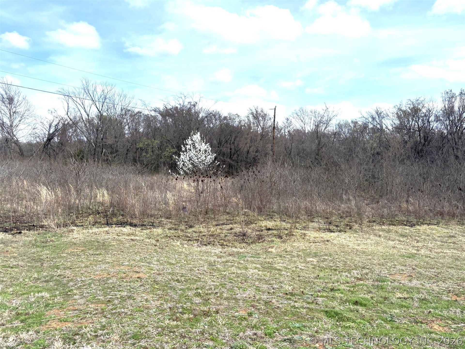 423334 E 1020 Property Photo 54