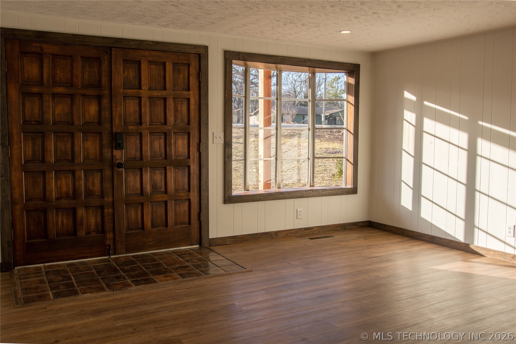 244 Covey Lane Property Photo 3