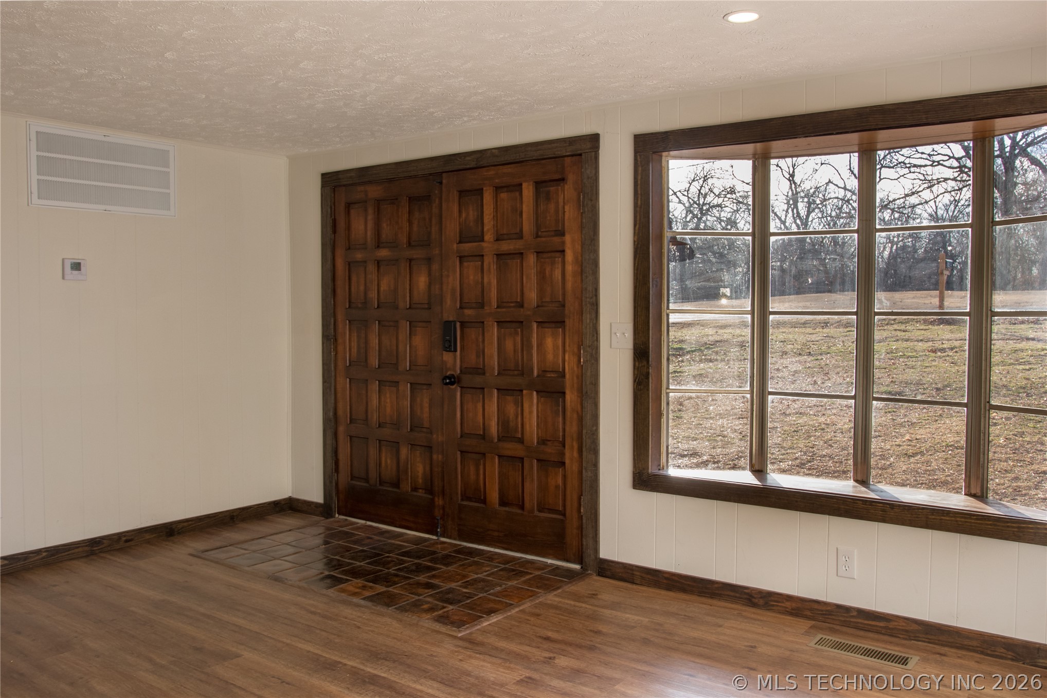 244 Covey Lane Property Photo 4