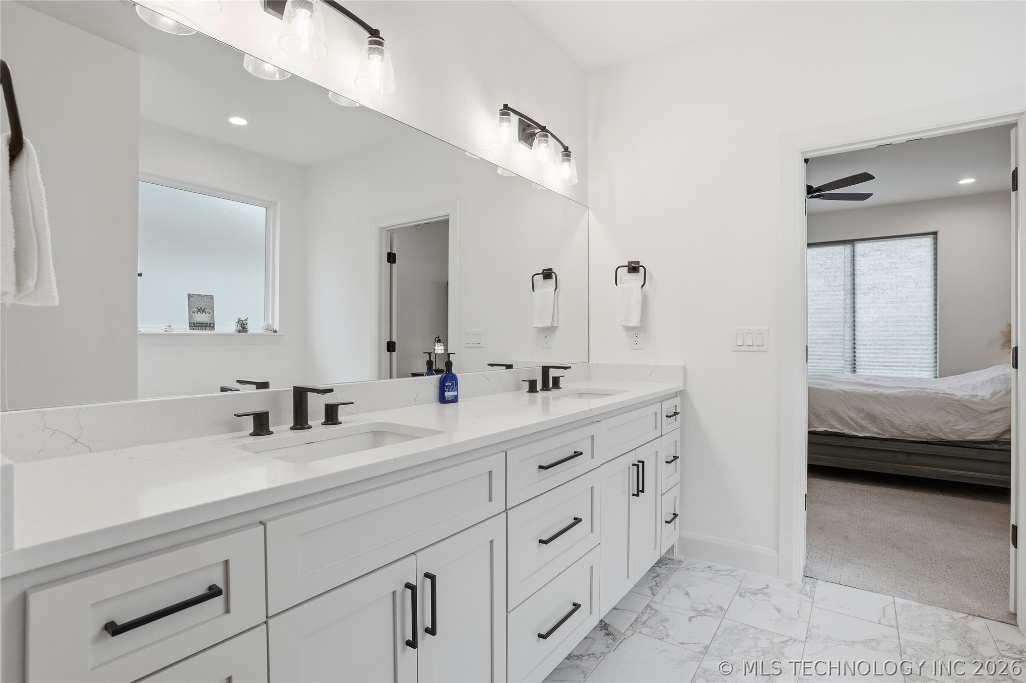 12905 S 21st Place W Property Photo 23