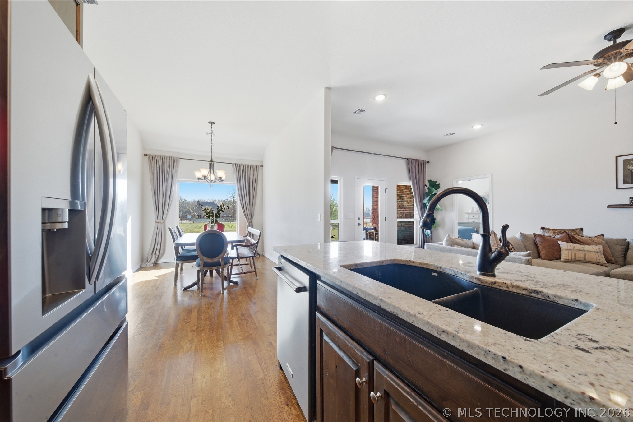 15459 Will Lane Property Photo 15