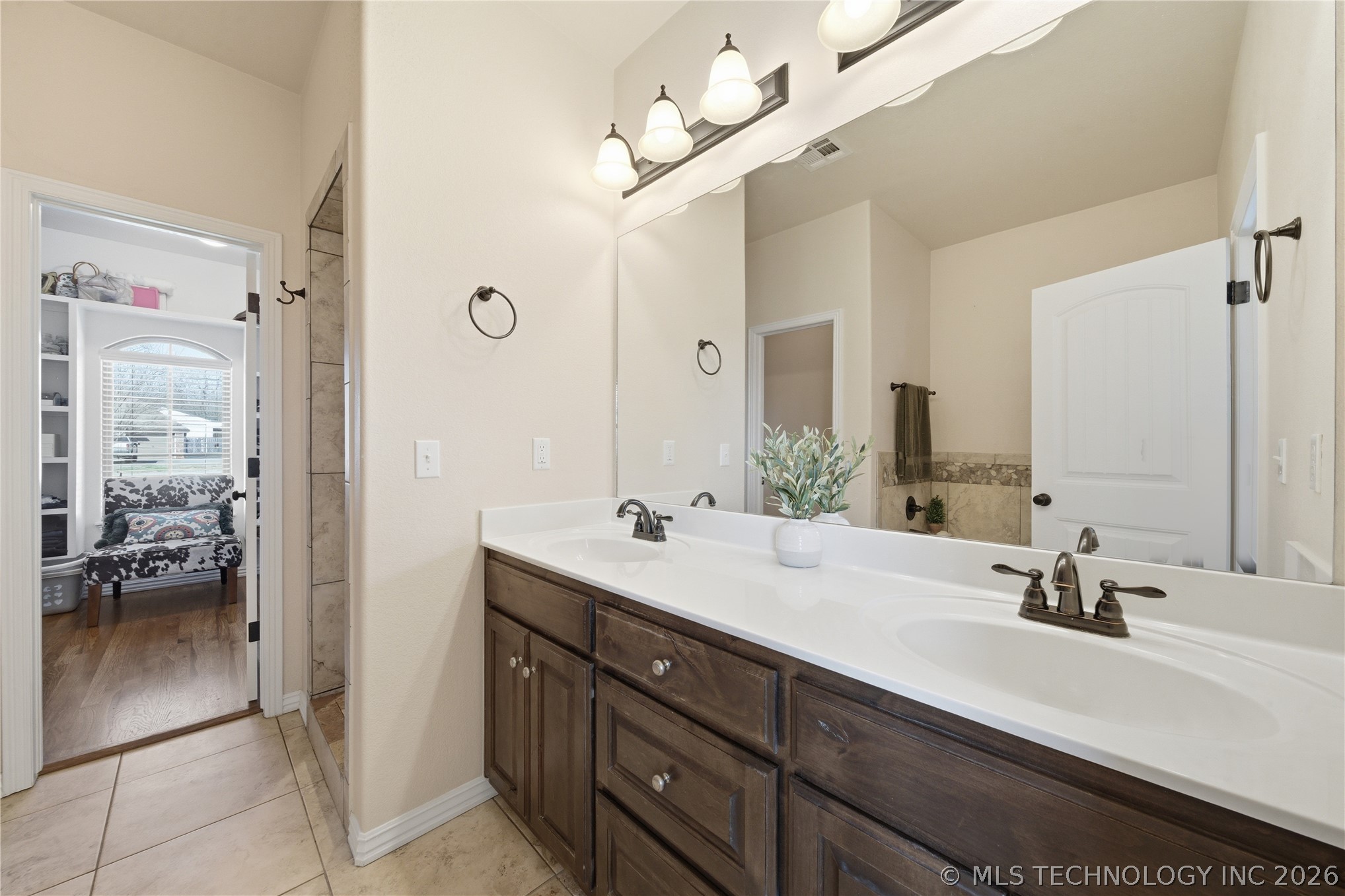 15459 Will Lane Property Photo 21