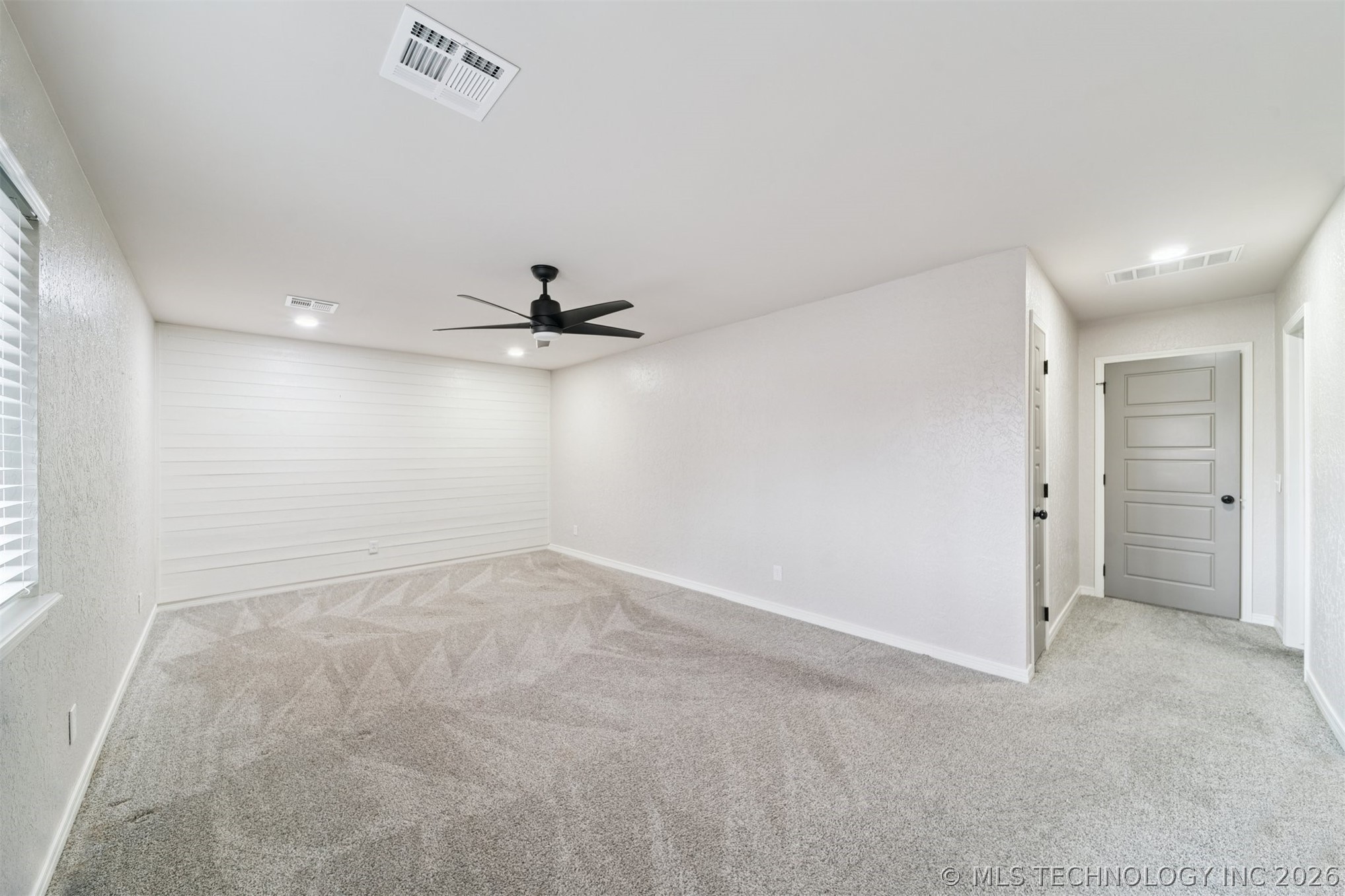 18700 E 94th Street Property Photo 36