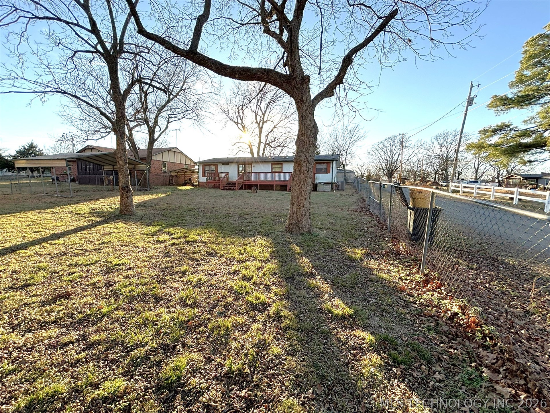 415420 E 1094 Property Photo 8