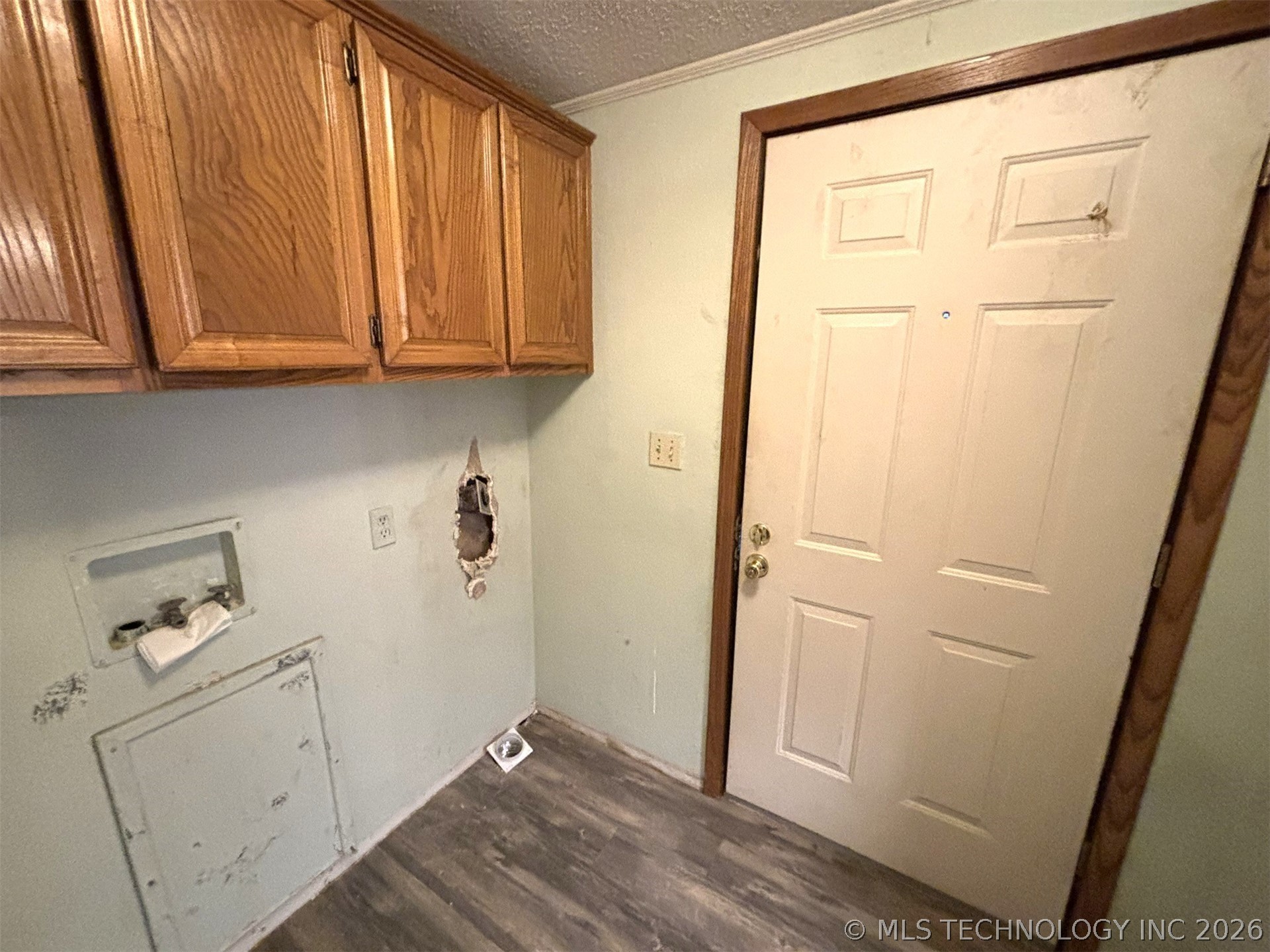 415420 E 1094 Property Photo 14