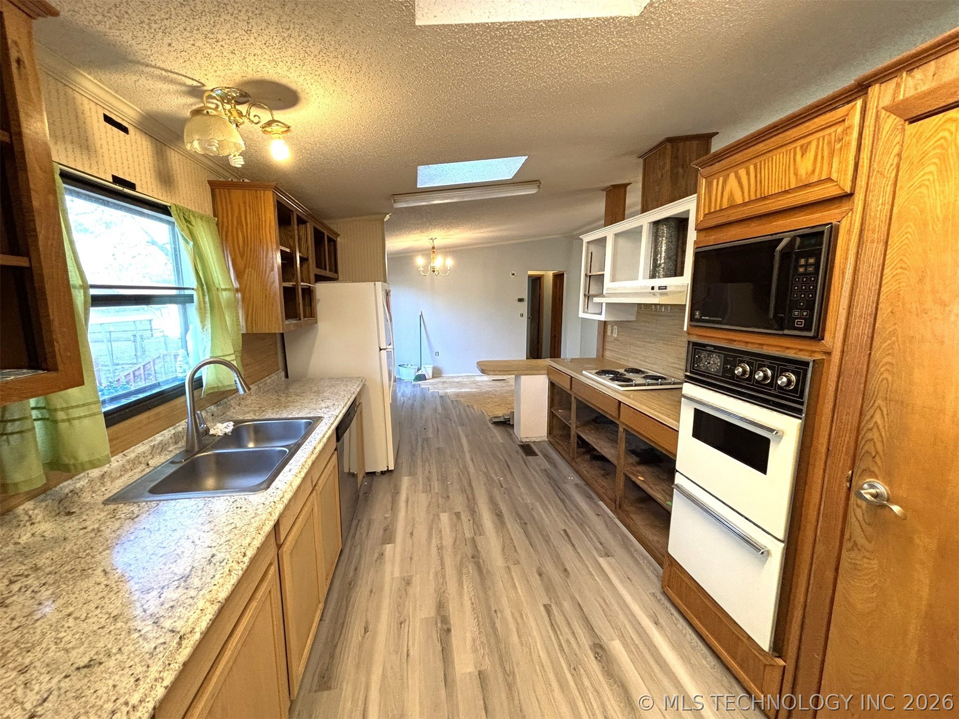 415420 E 1094 Property Photo 16