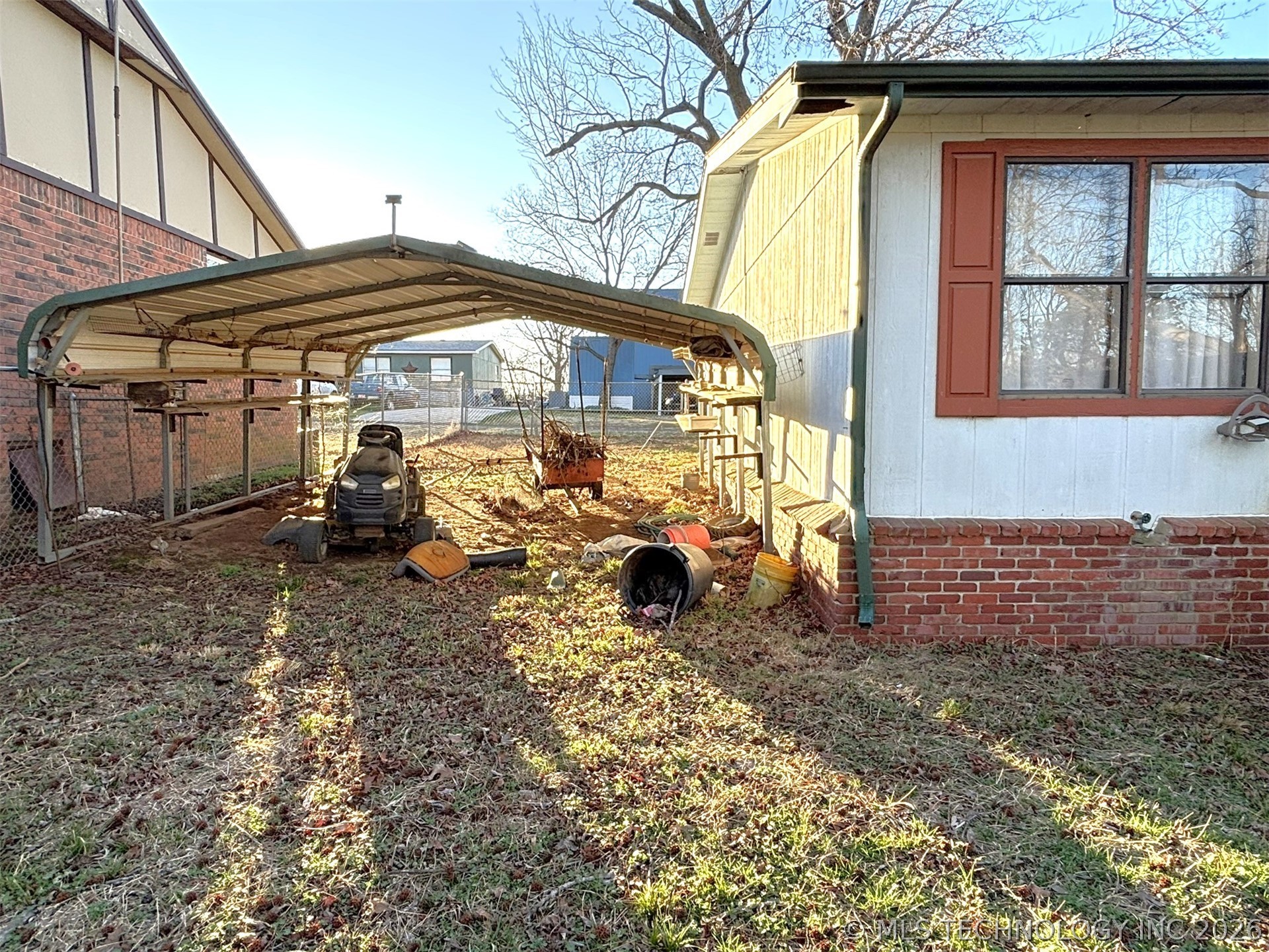 415420 E 1094 Property Photo 38