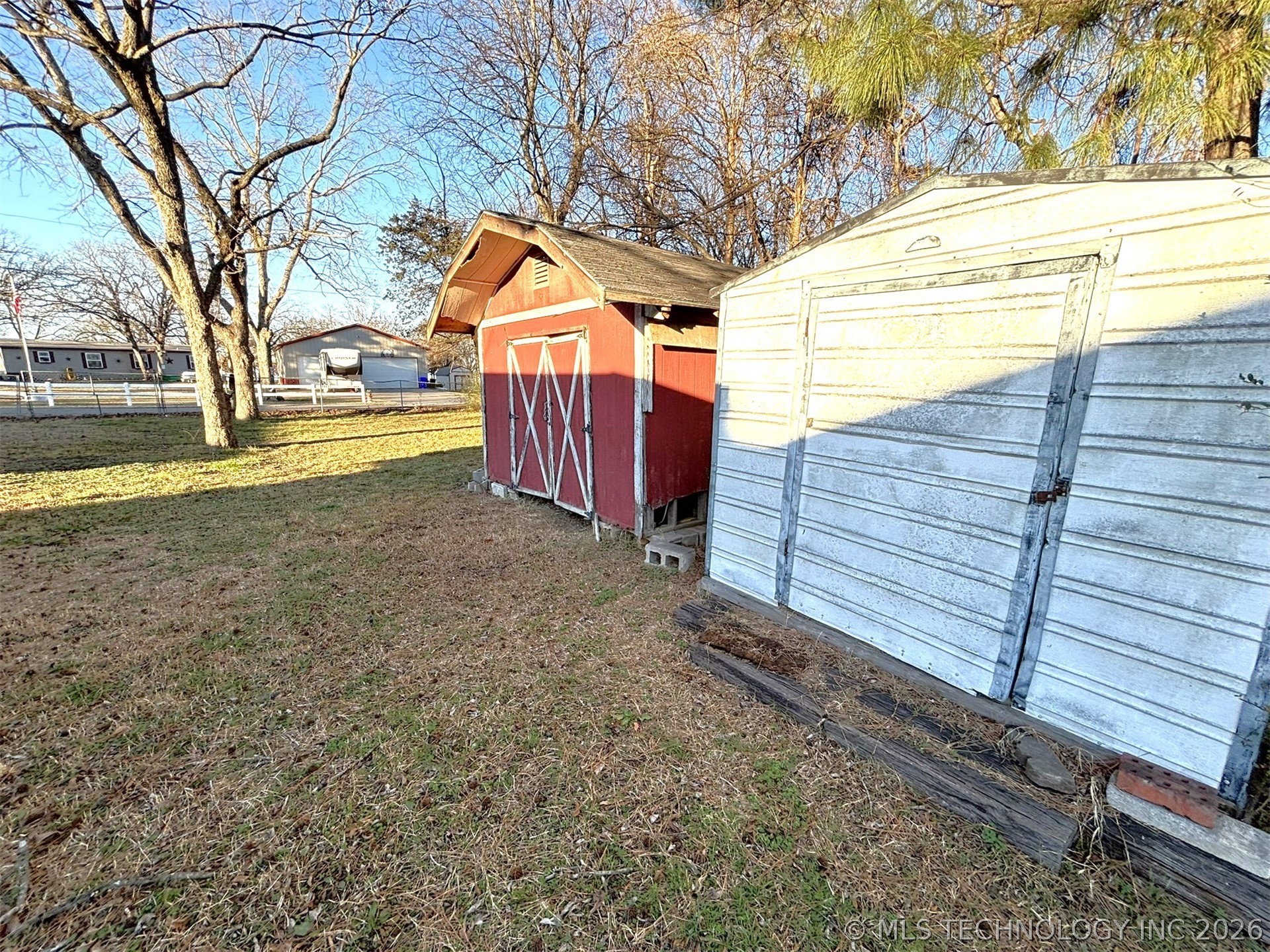 415420 E 1094 Property Photo 42
