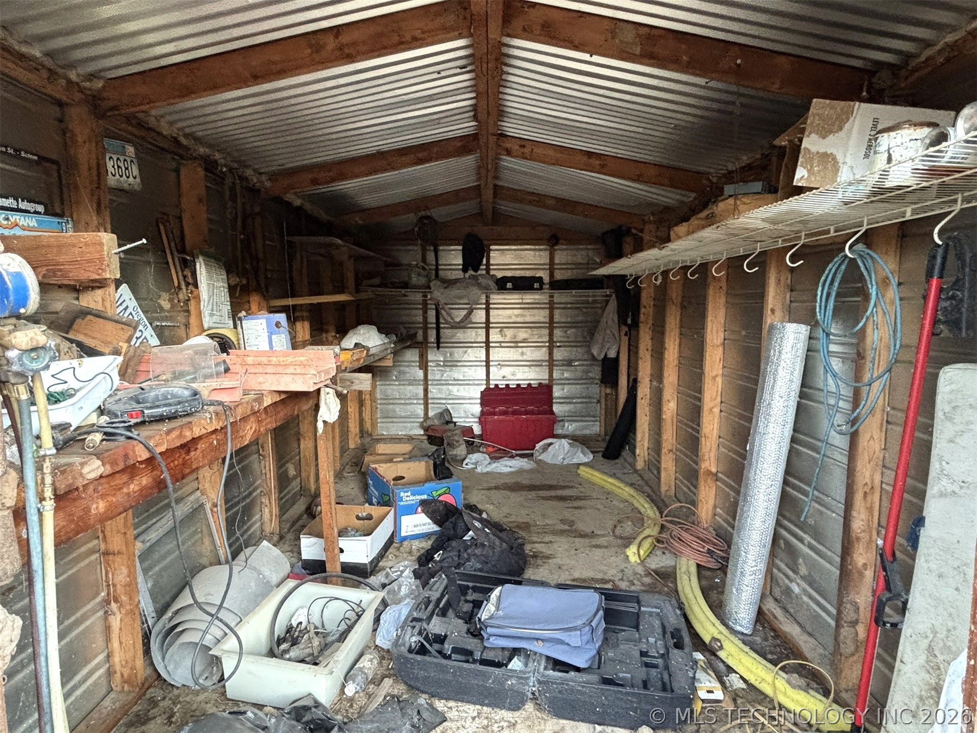415420 E 1094 Property Photo 43