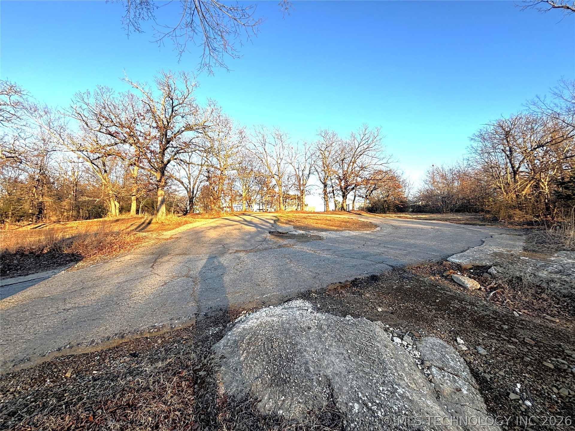 415420 E 1094 Property Photo 46