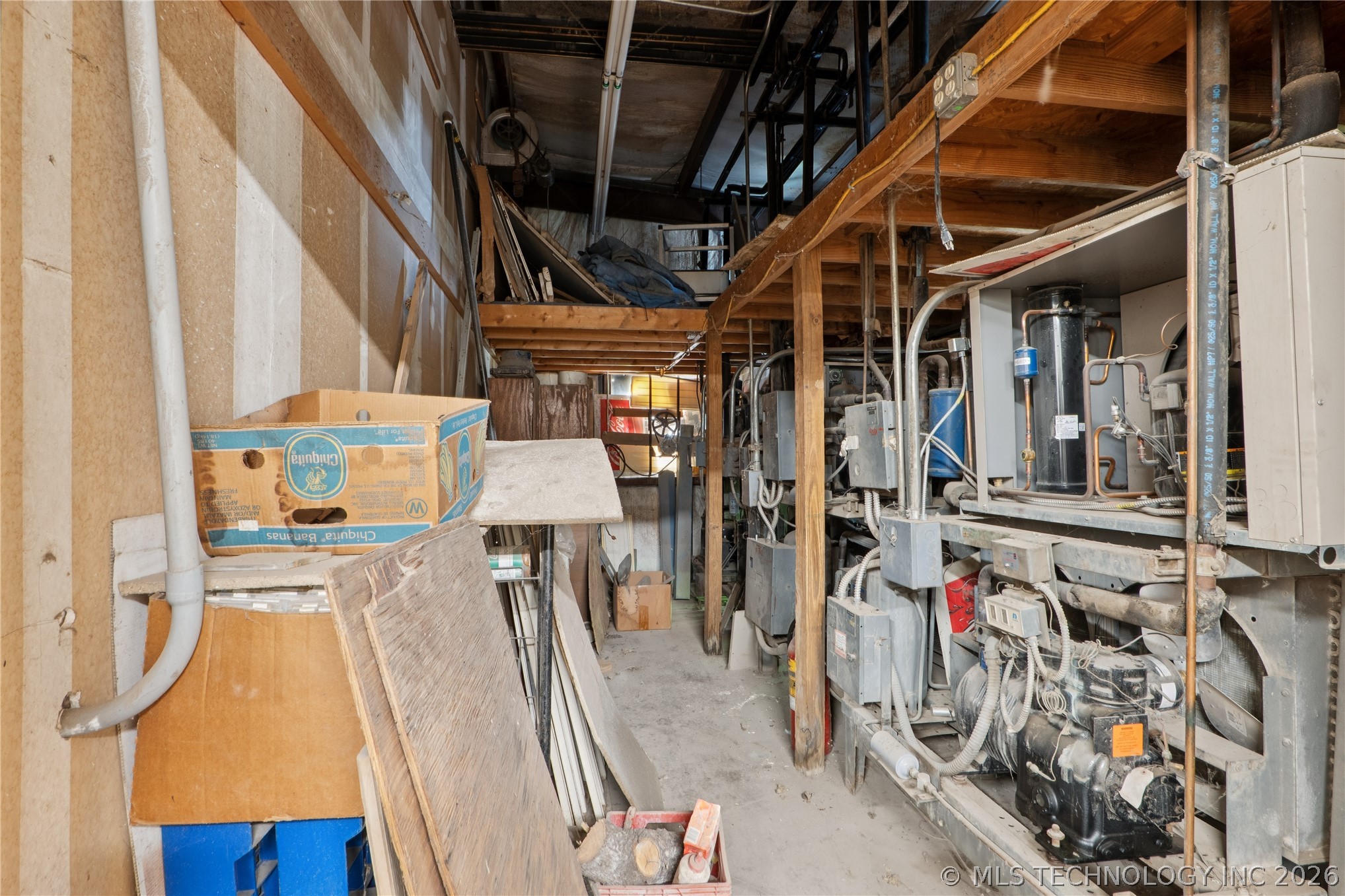 617 Main Street Property Photo 9