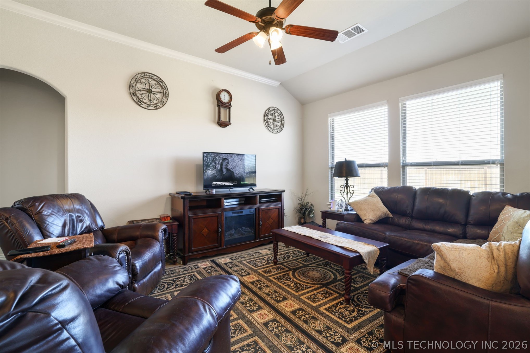 84 Tallgrass Street Property Photo 3