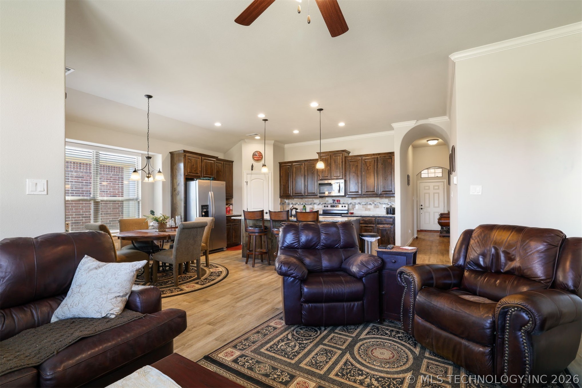 84 Tallgrass Street Property Photo 4