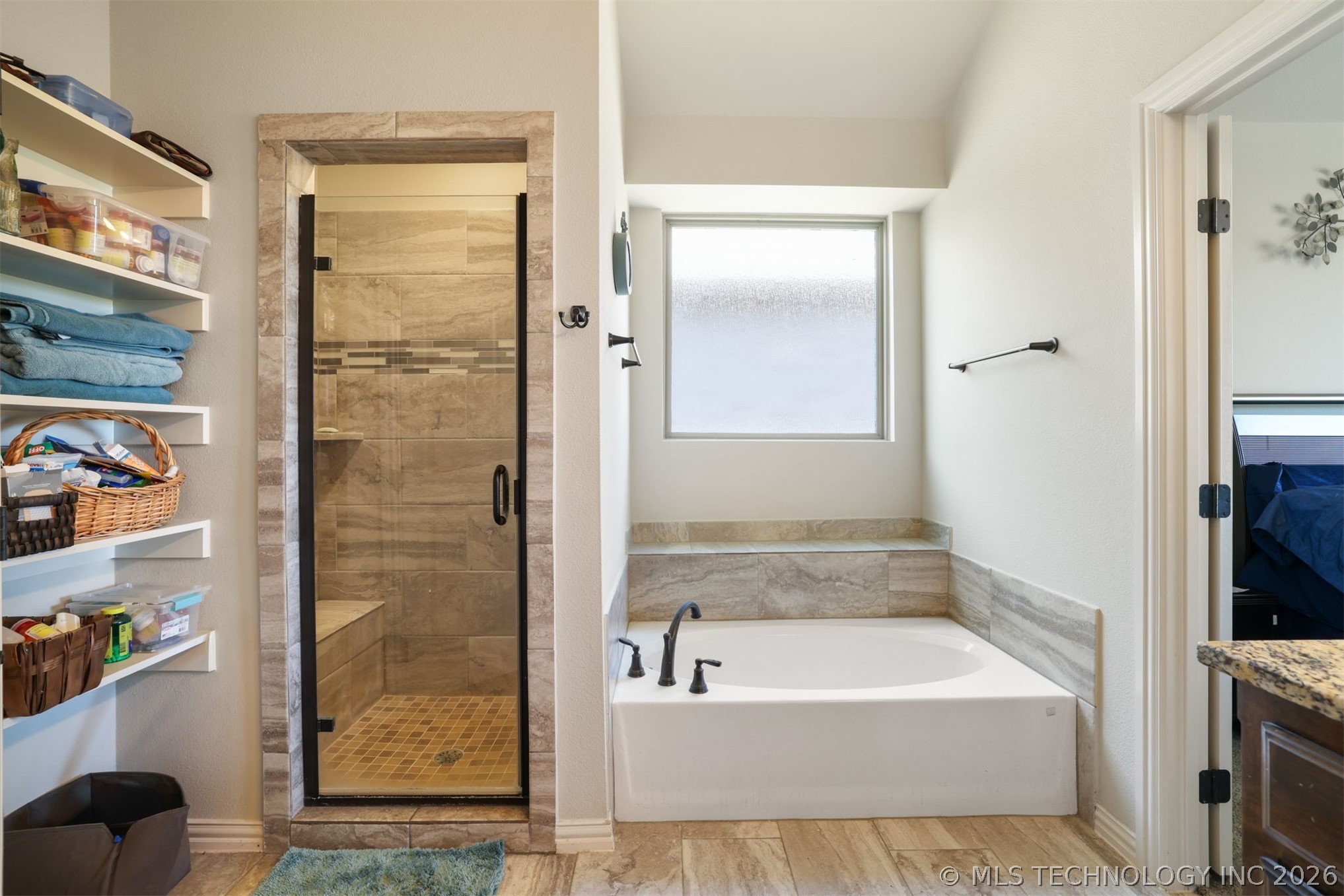 84 Tallgrass Street Property Photo 14