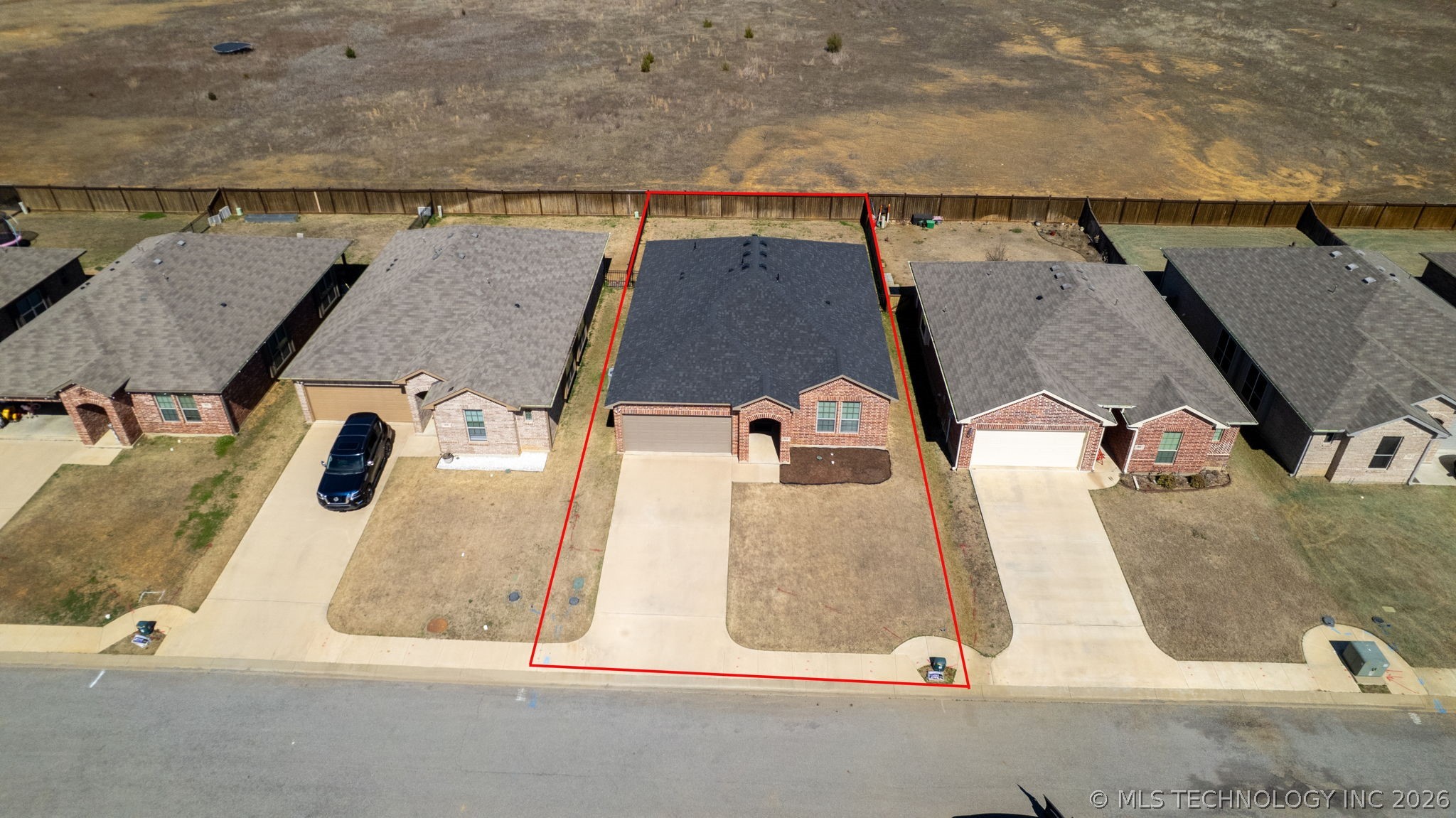 84 Tallgrass Street Property Photo 25