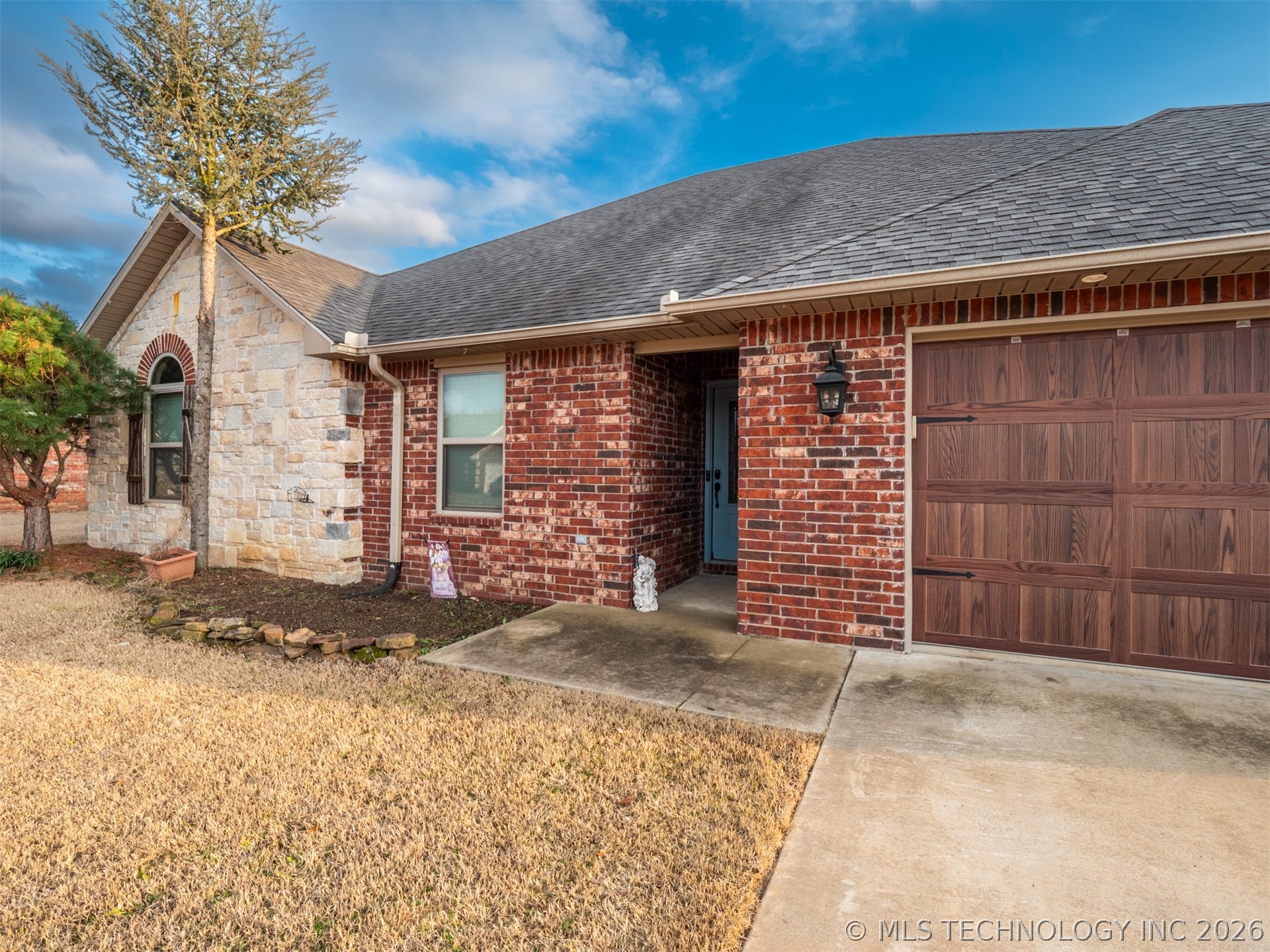 1400 Monarch Drive Property Photo 4