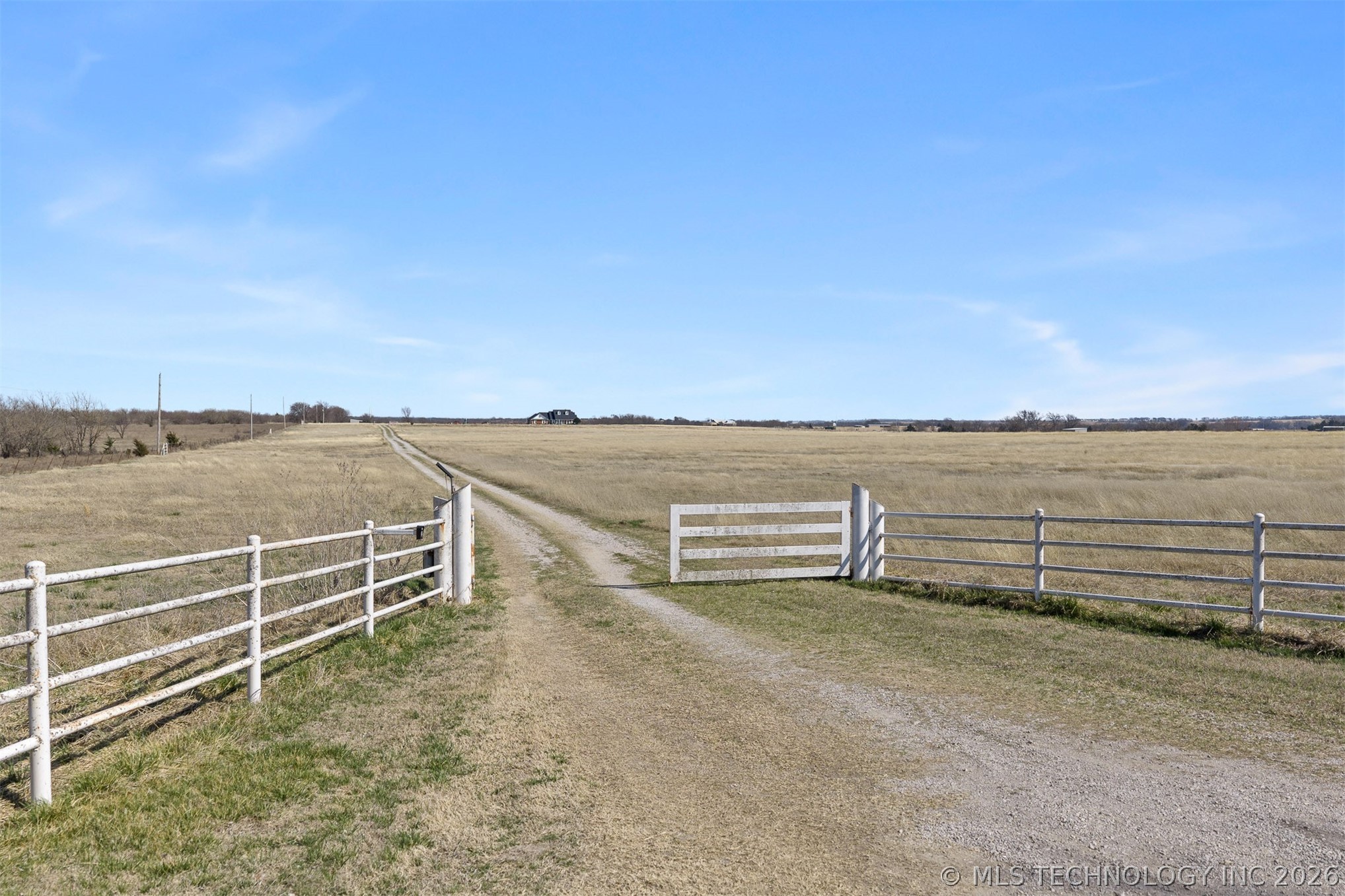 5997 Putman Property Photo 38